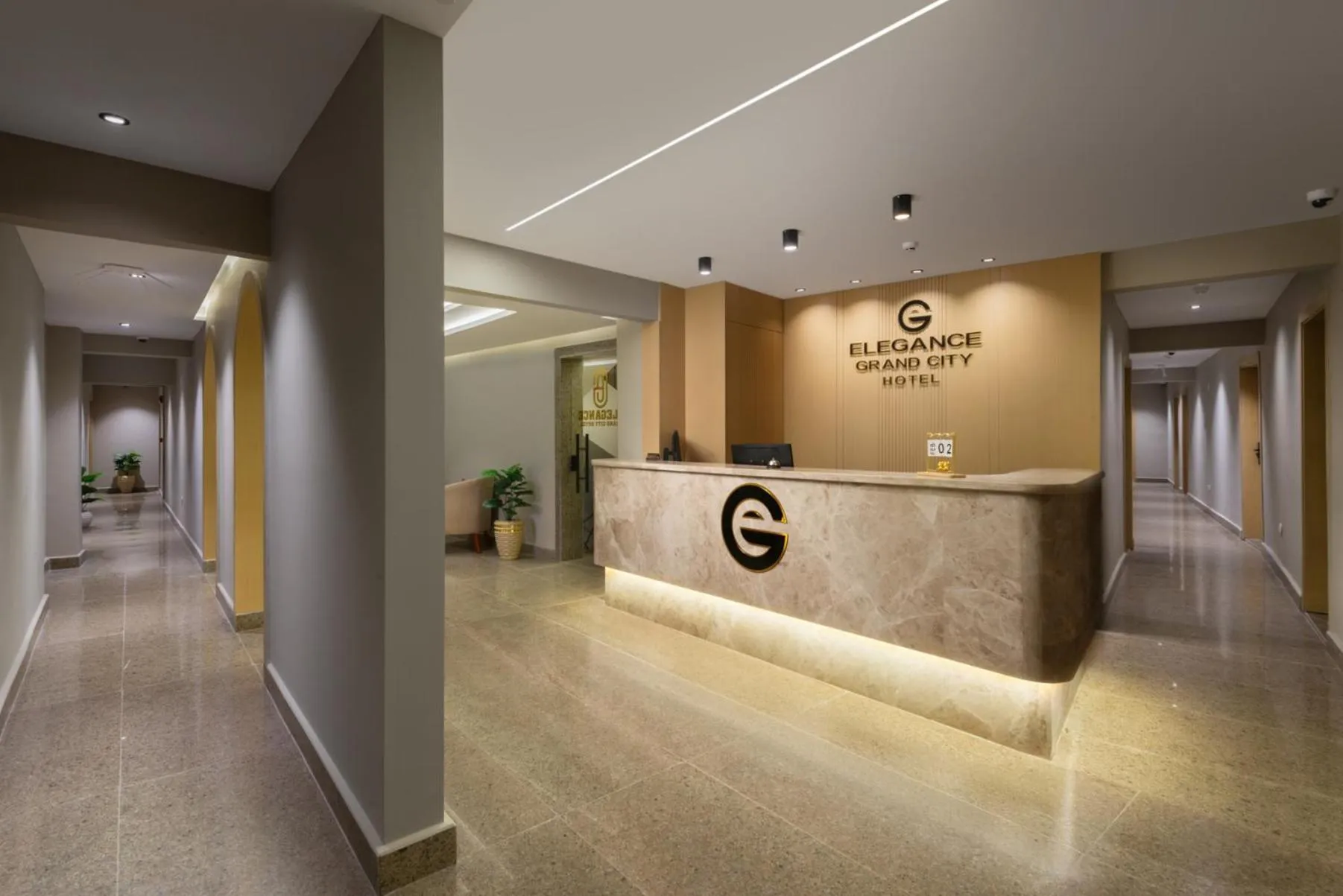 Lobby or reception in Elegance Grand City Hotel