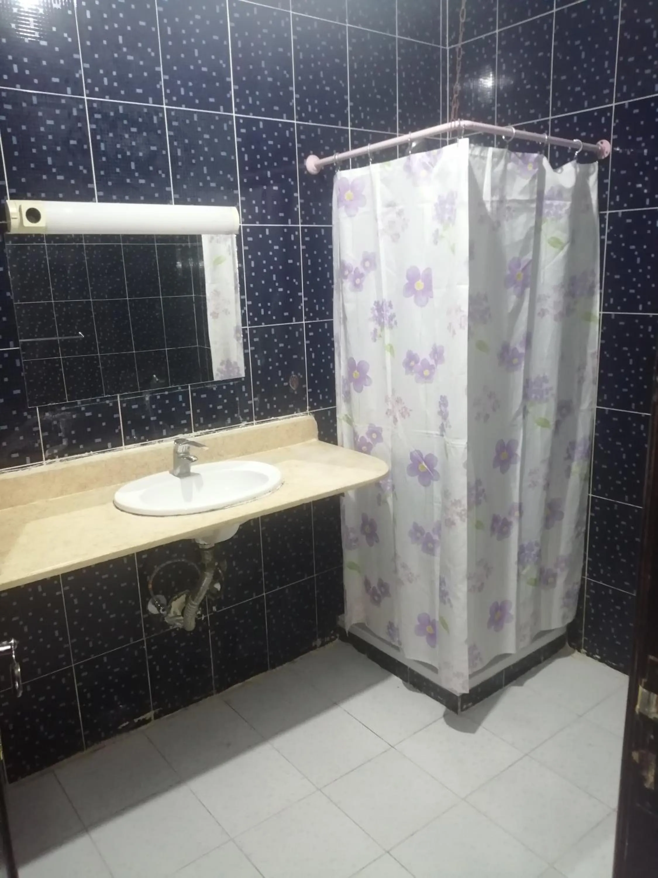 Bathroom in Al Dahar apartments Hurghada