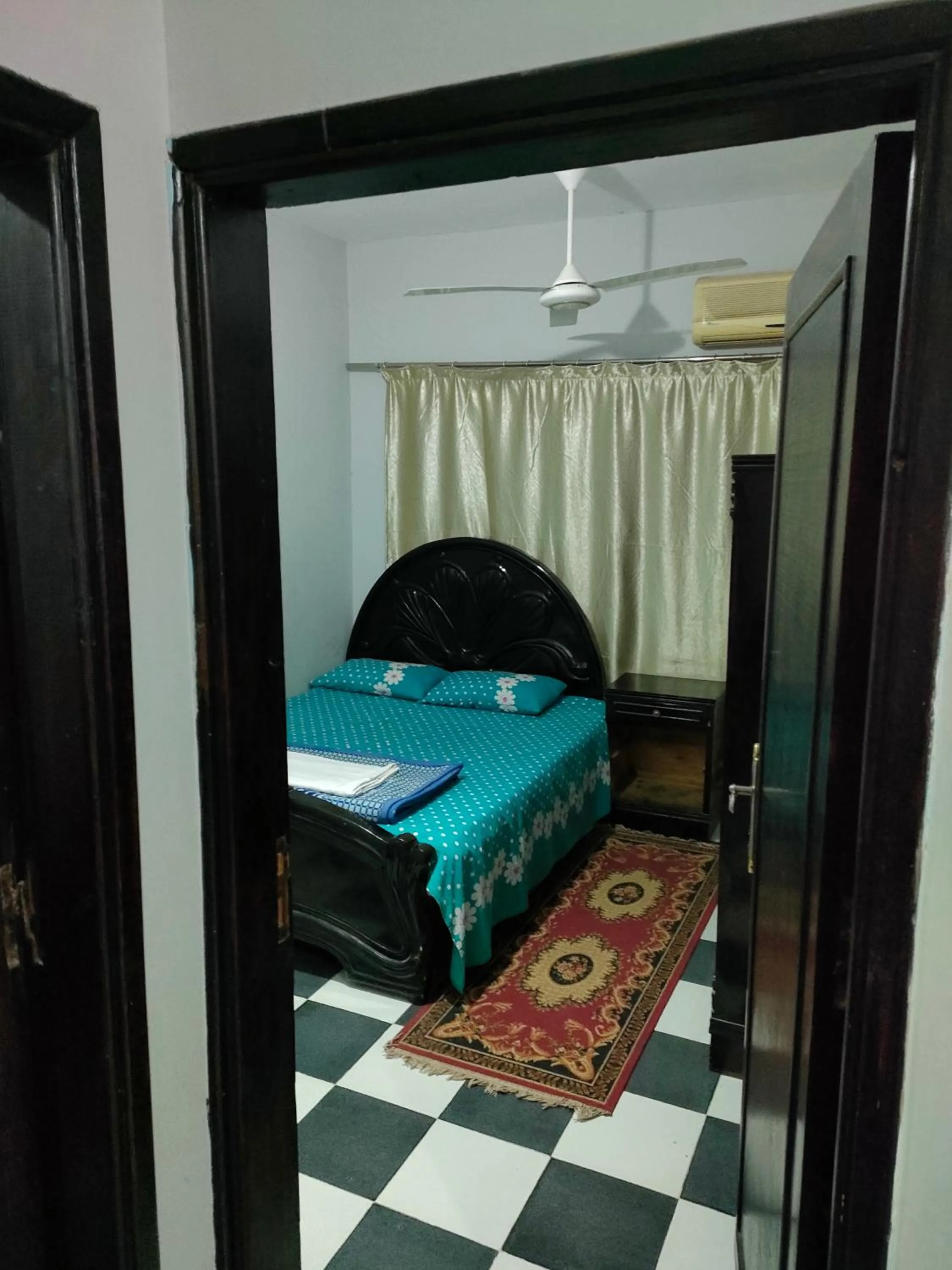 Bed in Al Dahar apartments Hurghada