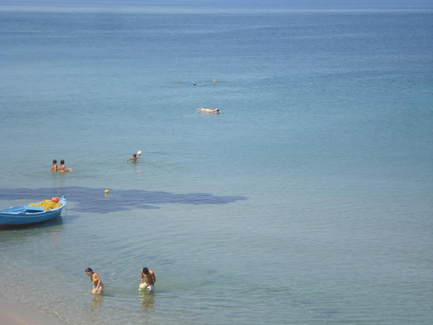 Beach in Georgina Apartments