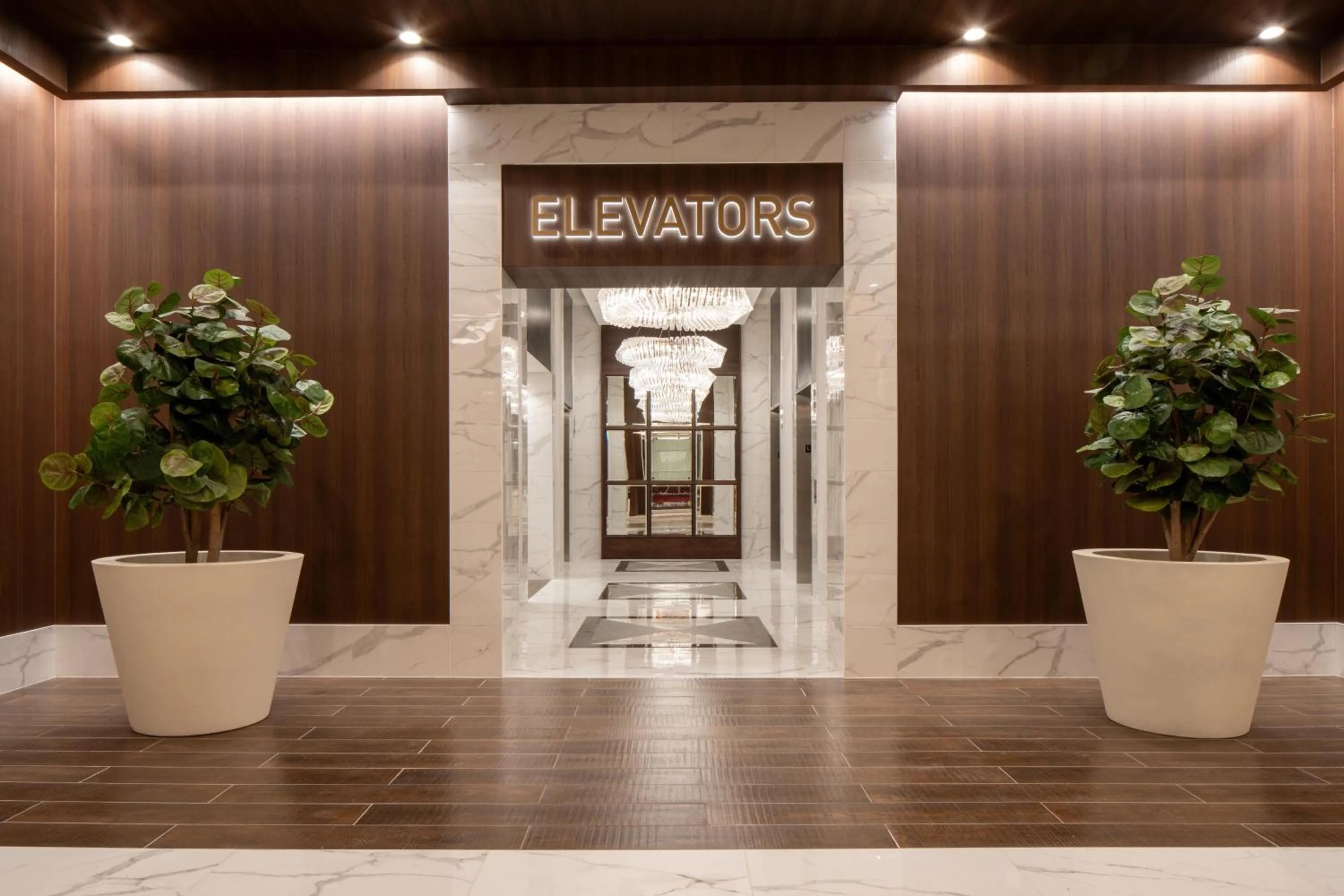 Live Casino & Hotel Louisiana, Curio Collection by Hilton