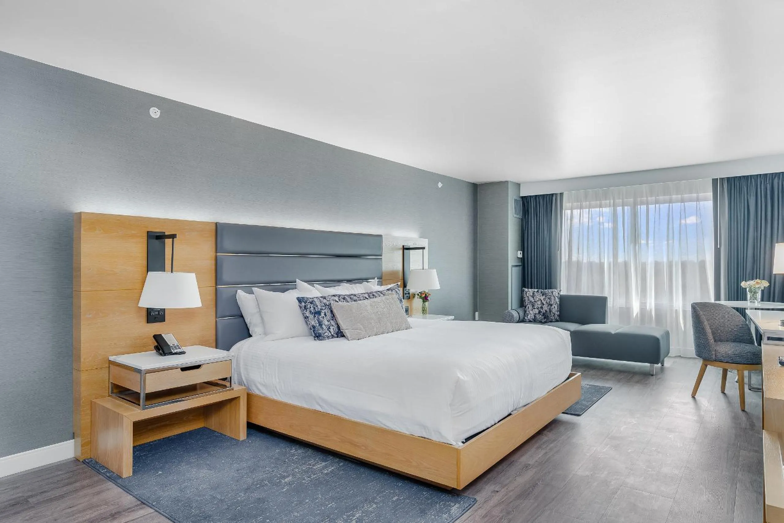 Bed in Live Casino & Hotel - Louisiana