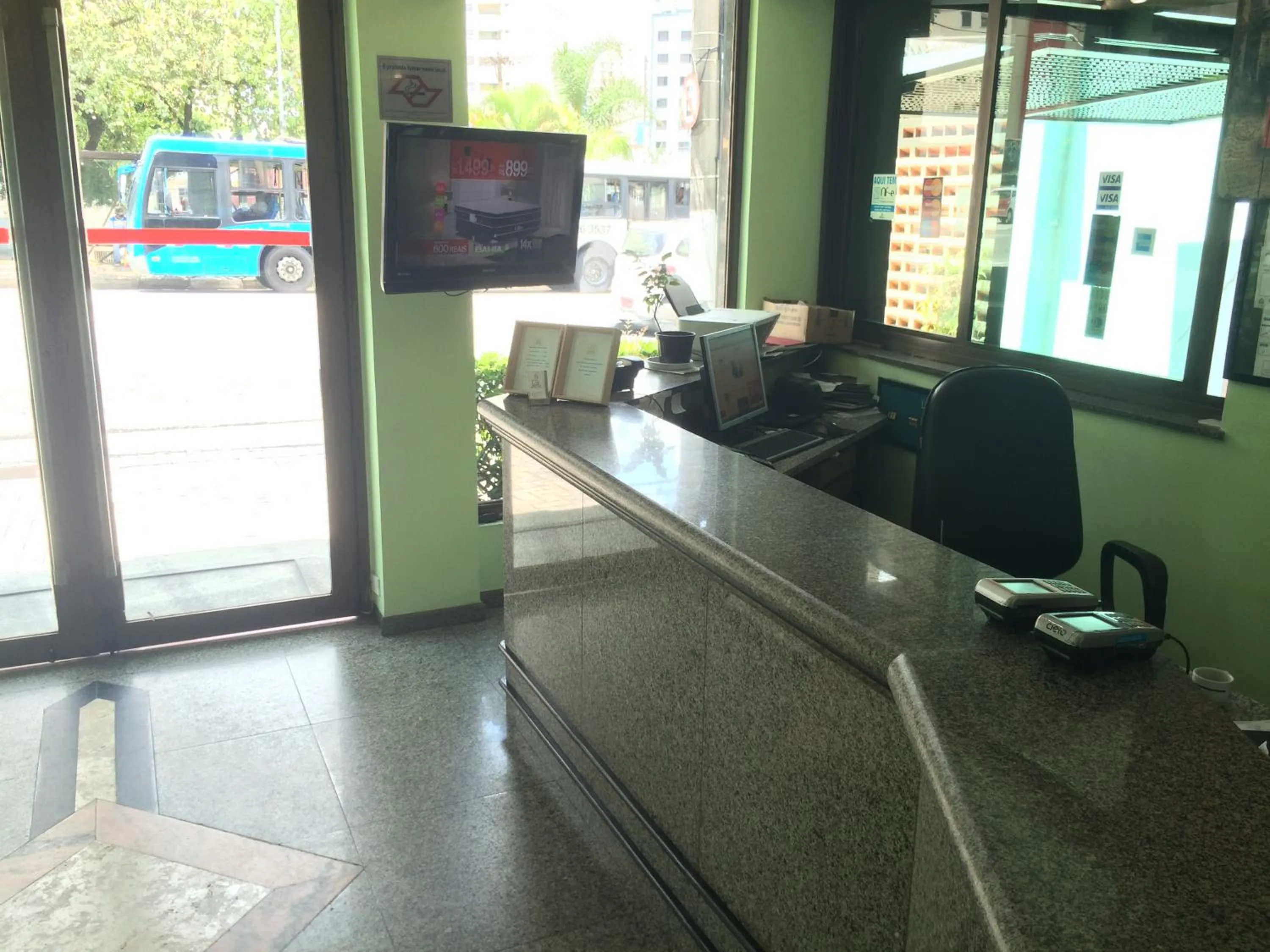 Day in Saville Hotel