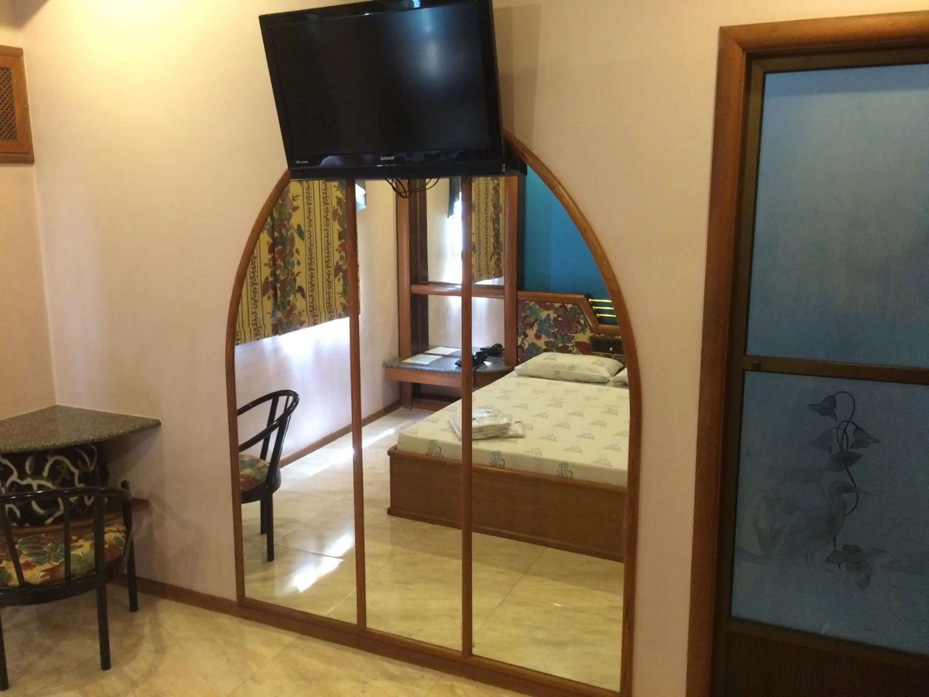 Decorative detail in Saville Hotel