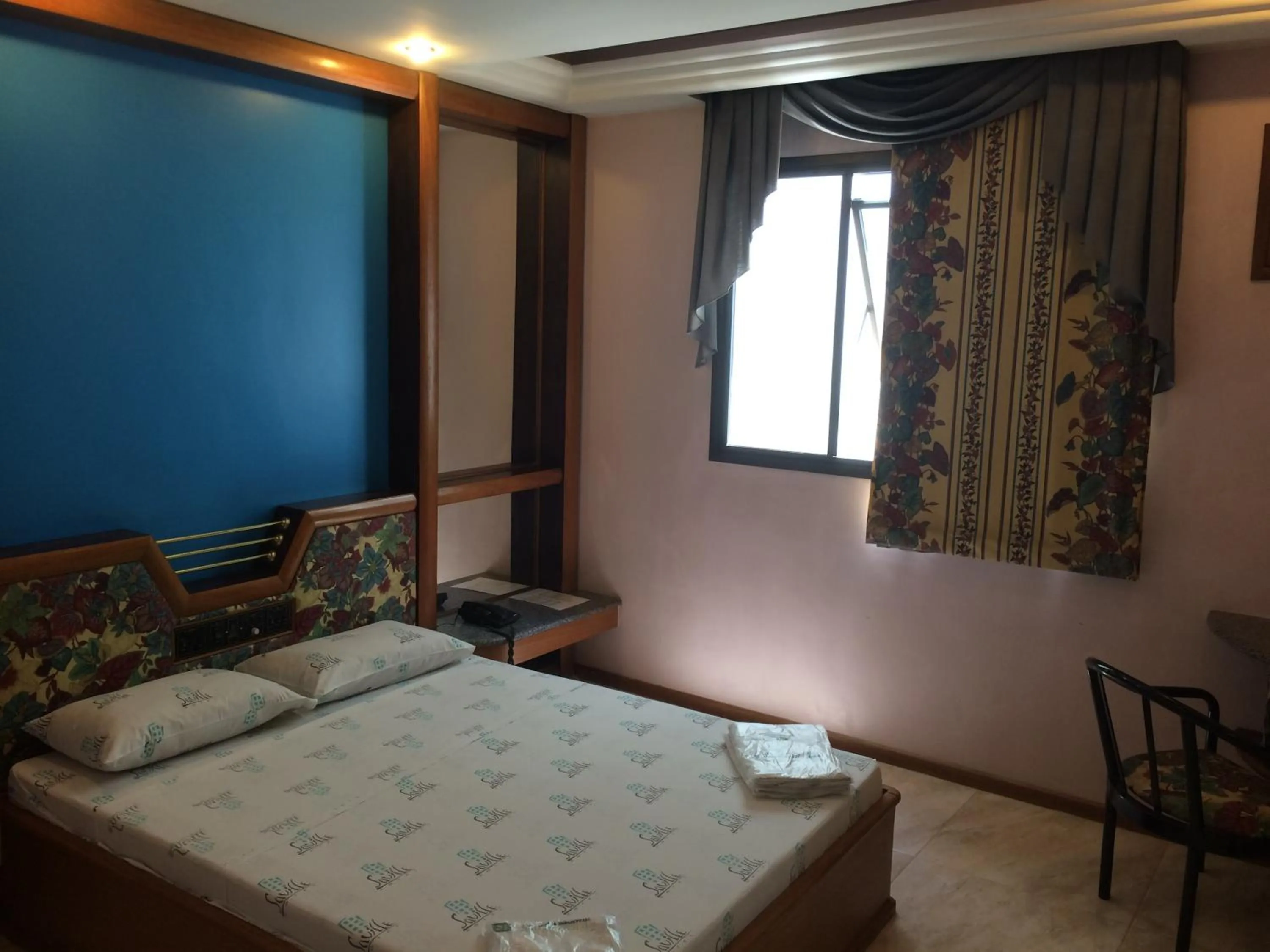 Day in Saville Hotel