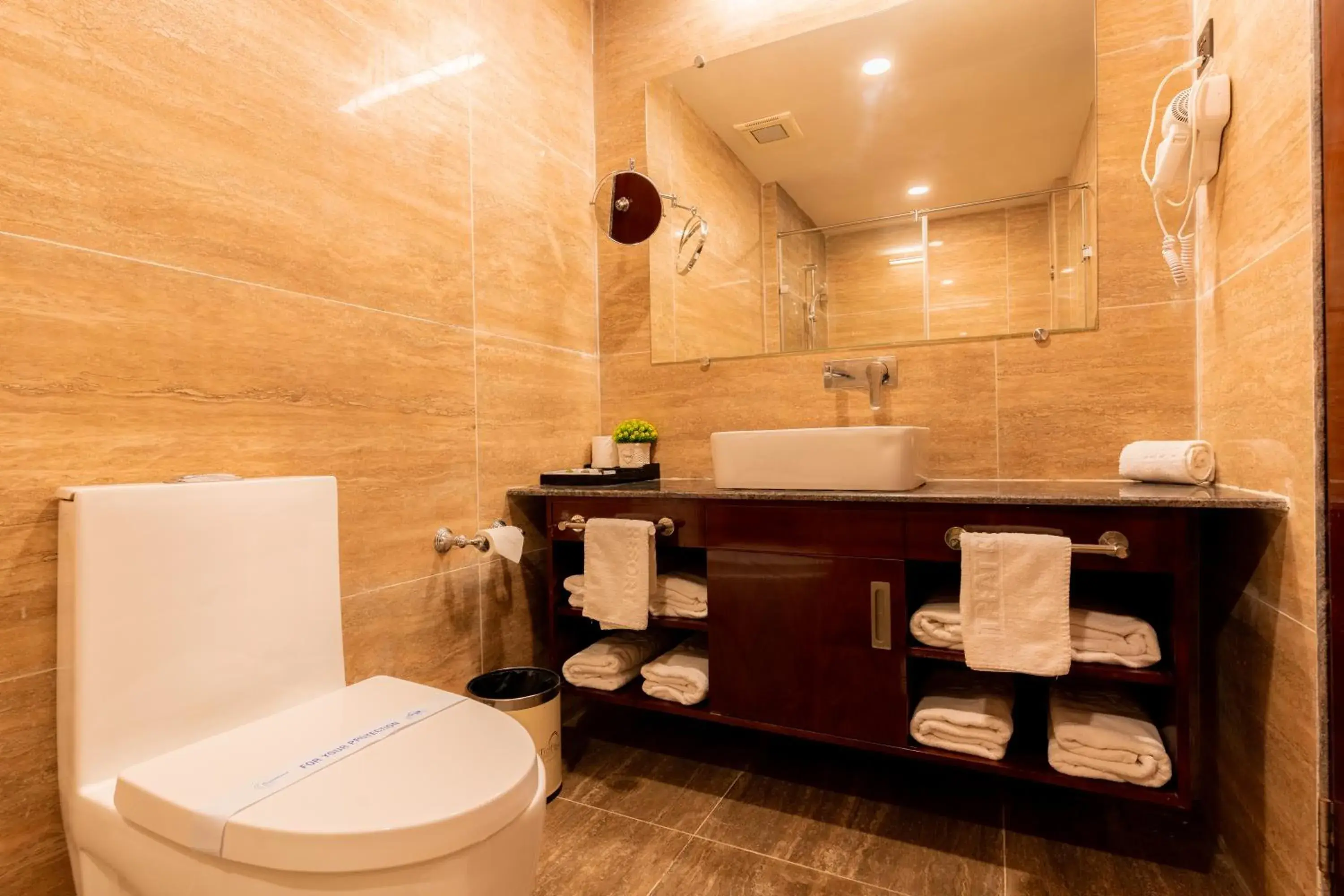 Luxury Deluxe Garden View in Treat Resort Silvassa Luxury Deluxe Garden View in Treat Resort Silvassa