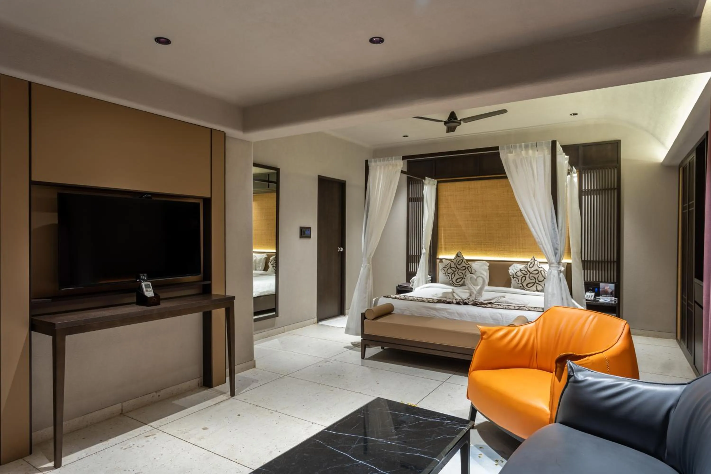 Photo of the whole room, Bed in Treat Resort Silvassa