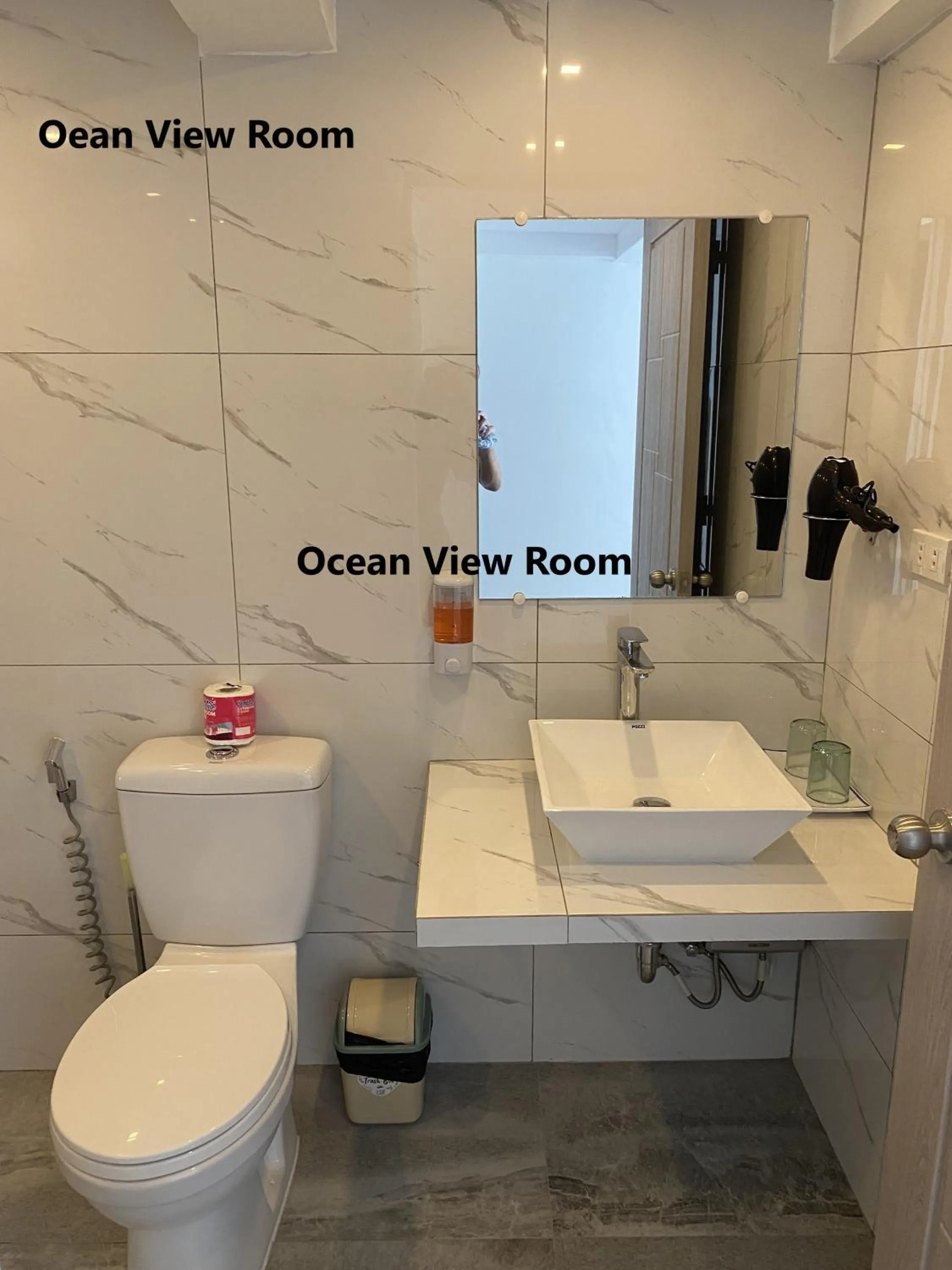 Bathroom in Papa Freds Beach Resort