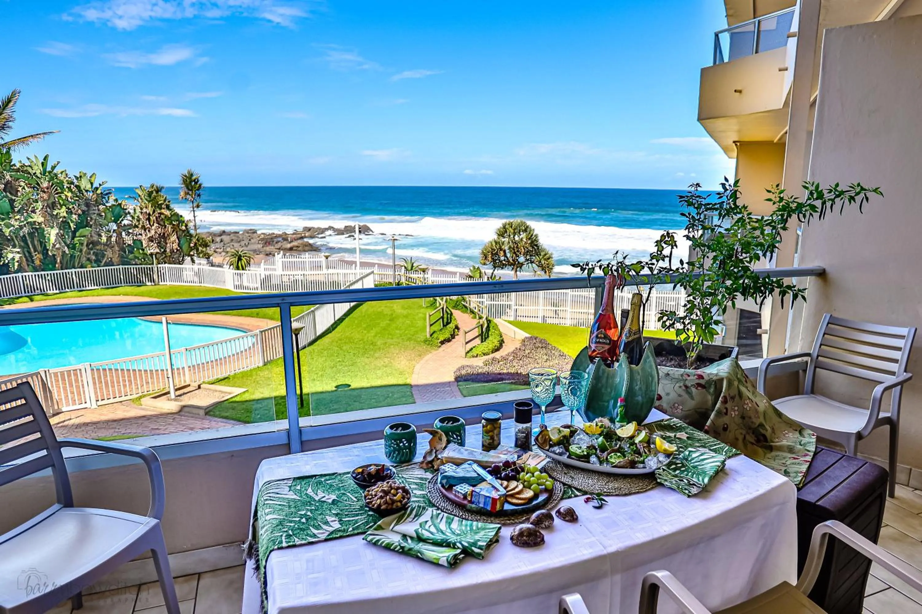 Apartment in Sands Beach Breaks Beach Front Ballito