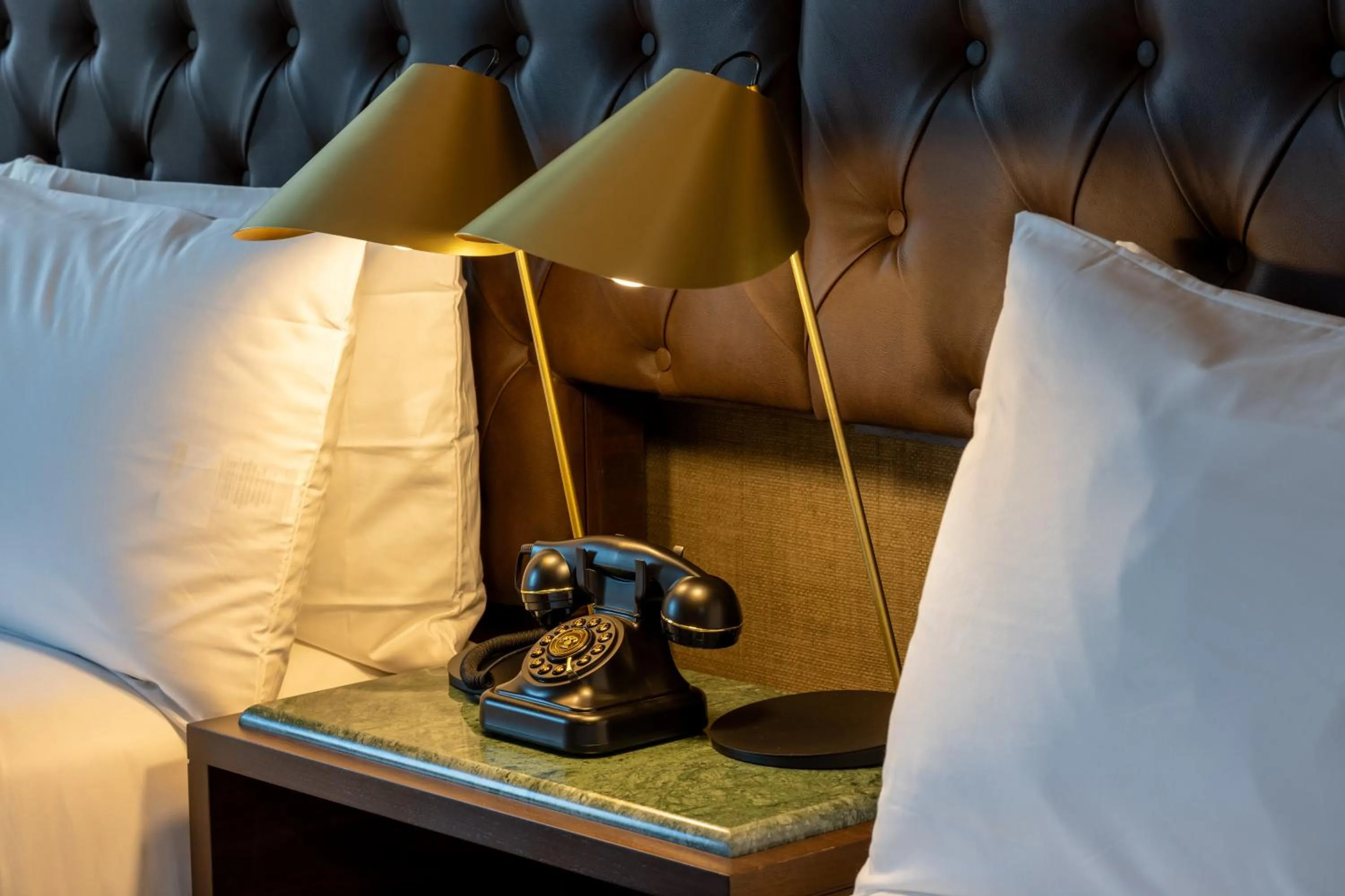 Bedroom, Bed in Whisky Hotel