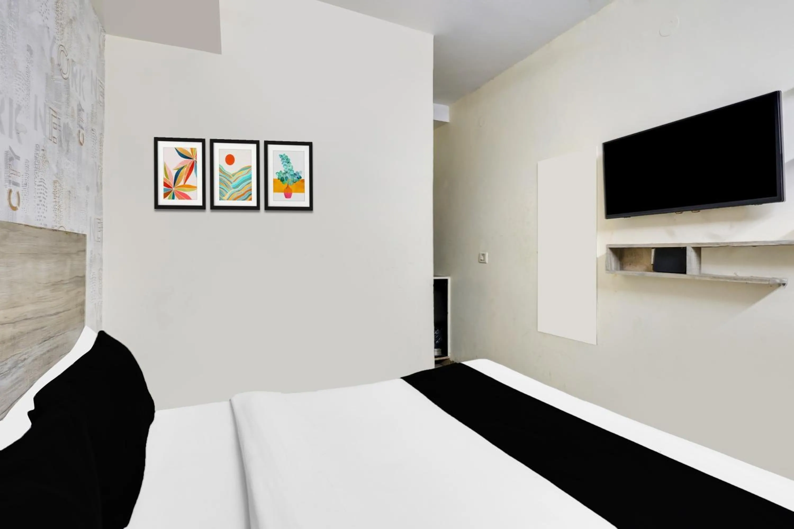 Bedroom in Hotel O Royal Green