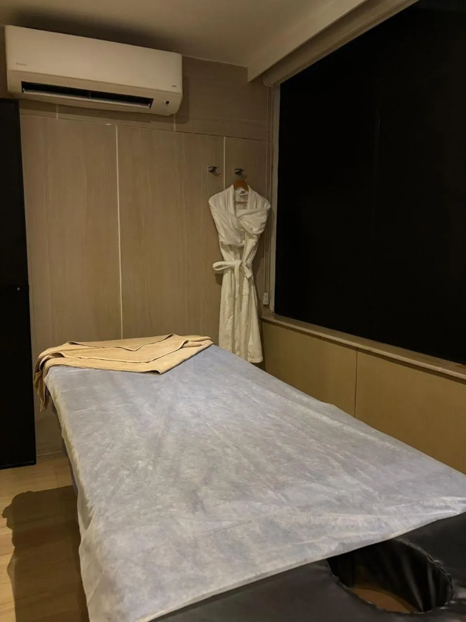 Spa and wellness centre/facilities, Bed in Orchid Hotel Chandigarh,Zirakpur