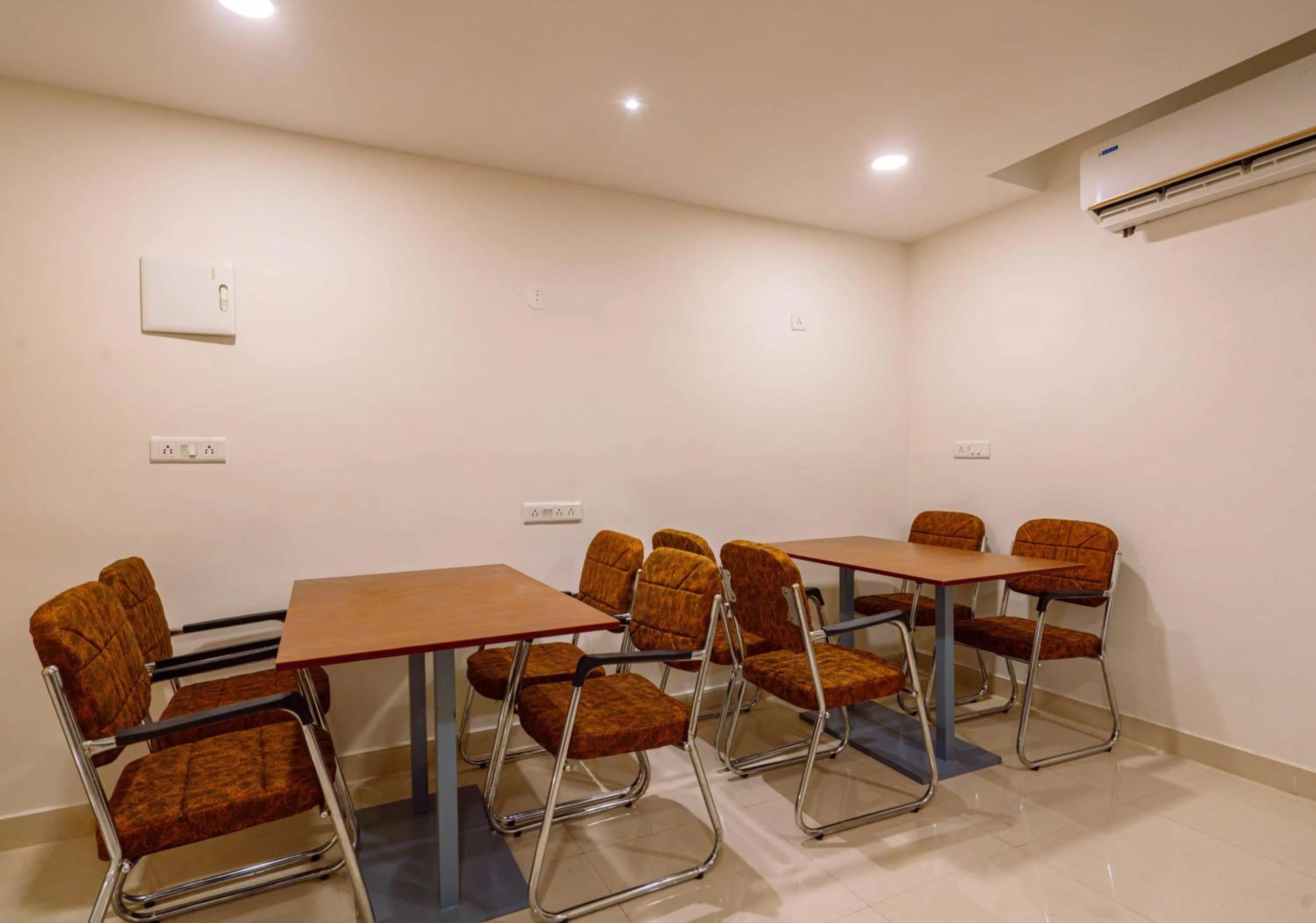 Dining area in Treebo The Living Tree Khairatabad