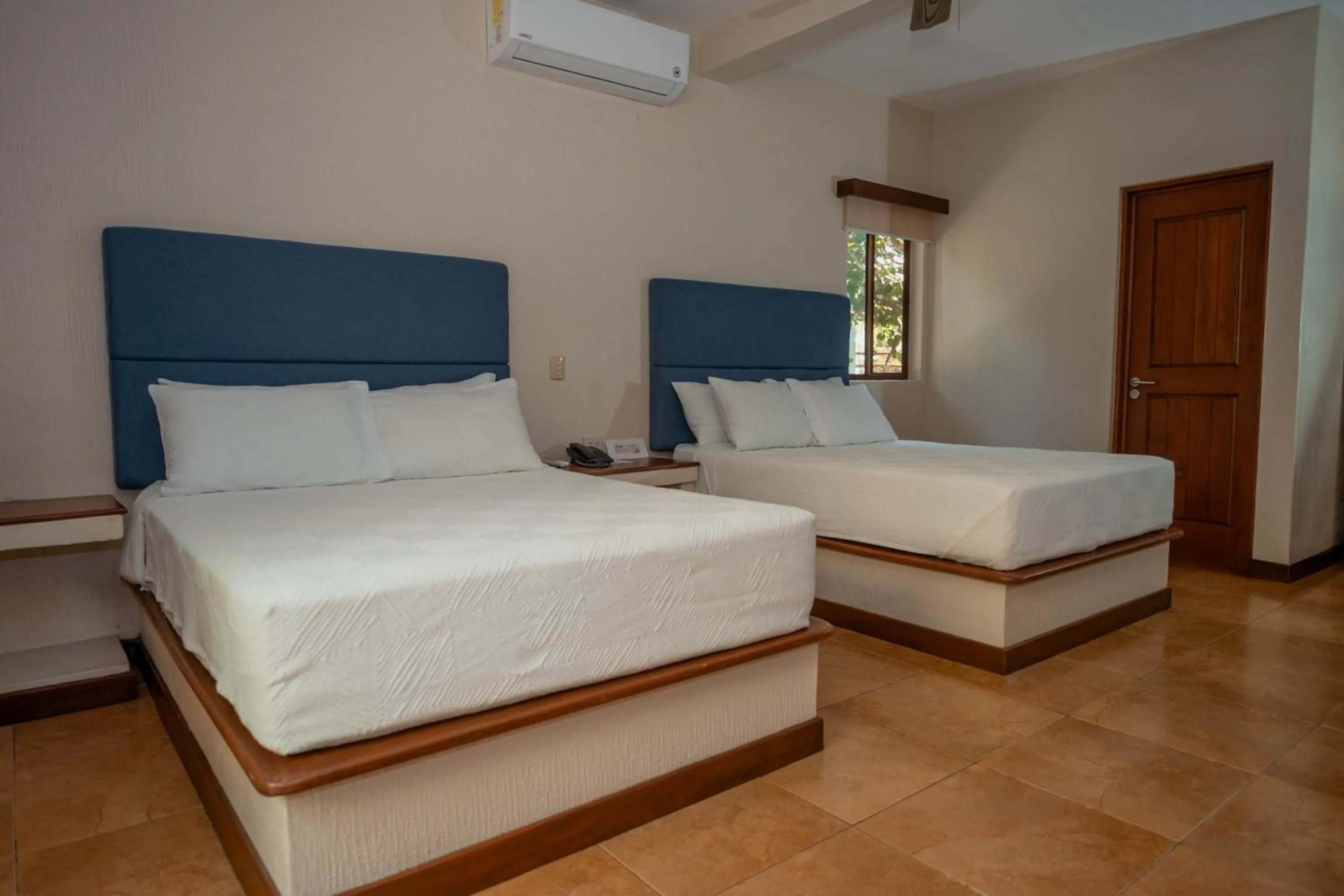Bed in Boca Olas Resort Villas