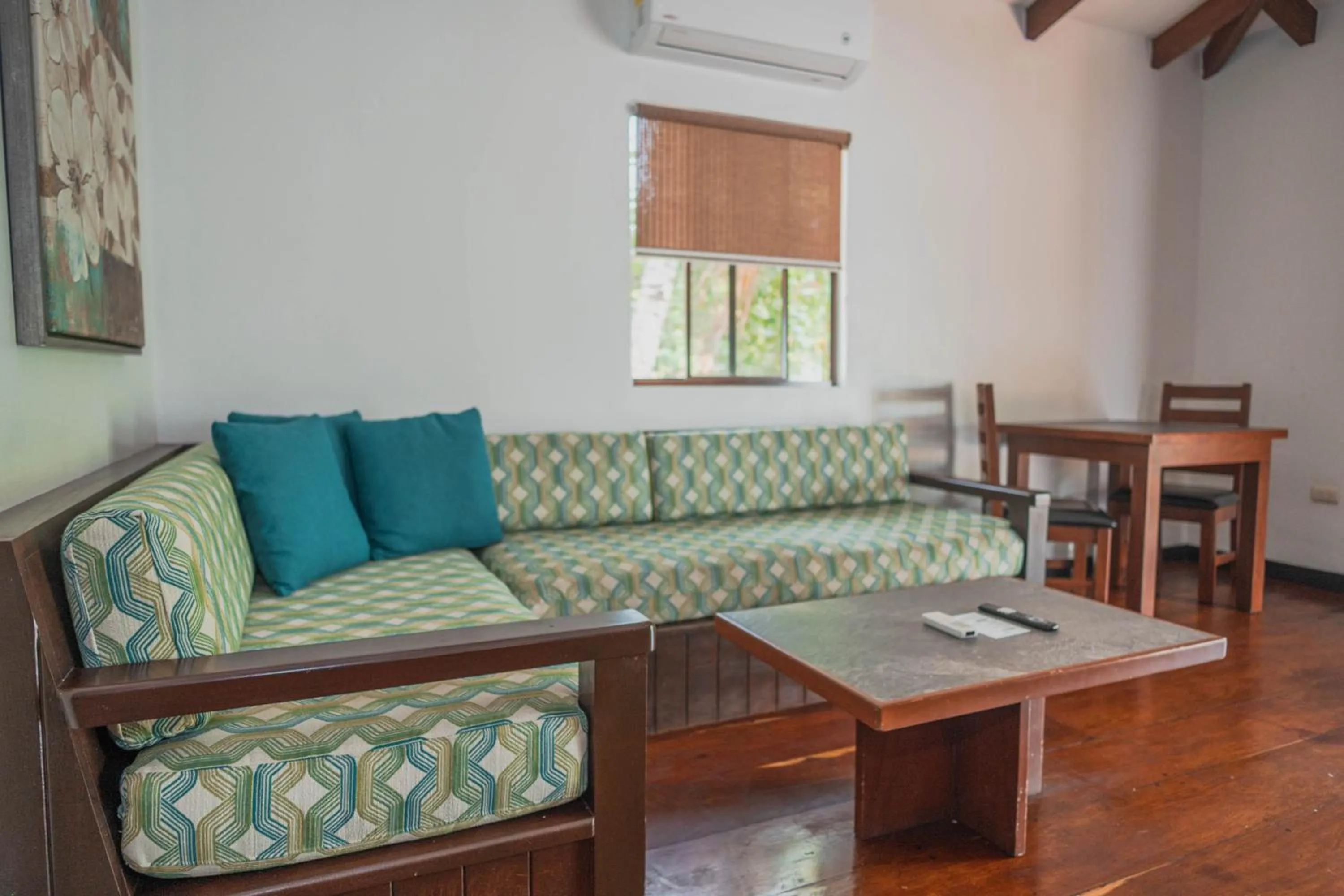 Boca Olas Resort Villas