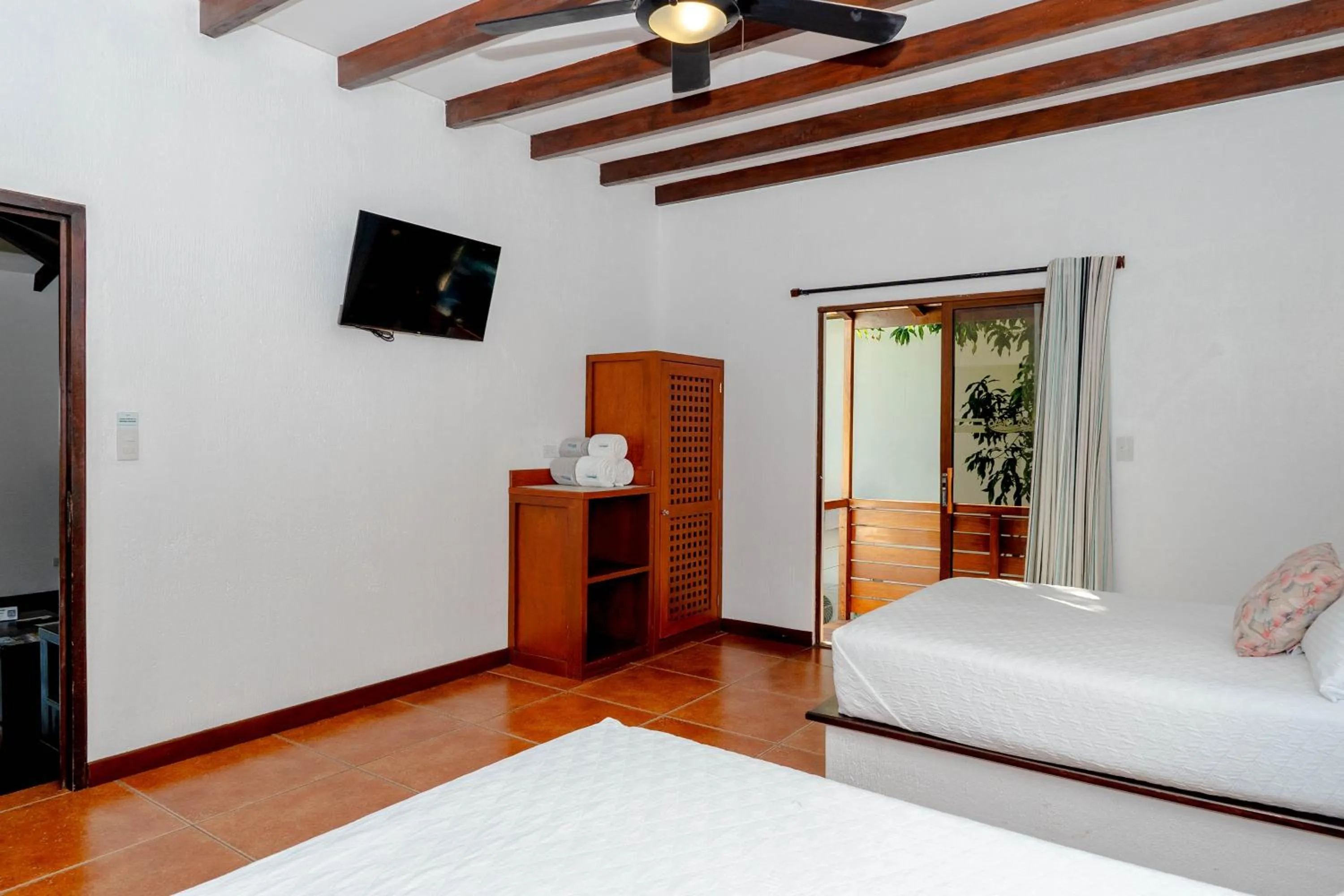 Bed in Boca Olas Resort Villas