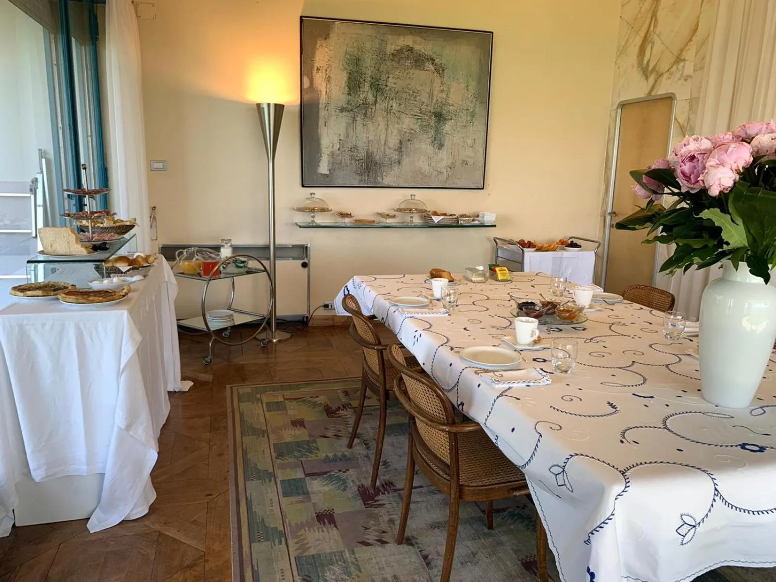 Breakfast in Villa Domus 1938