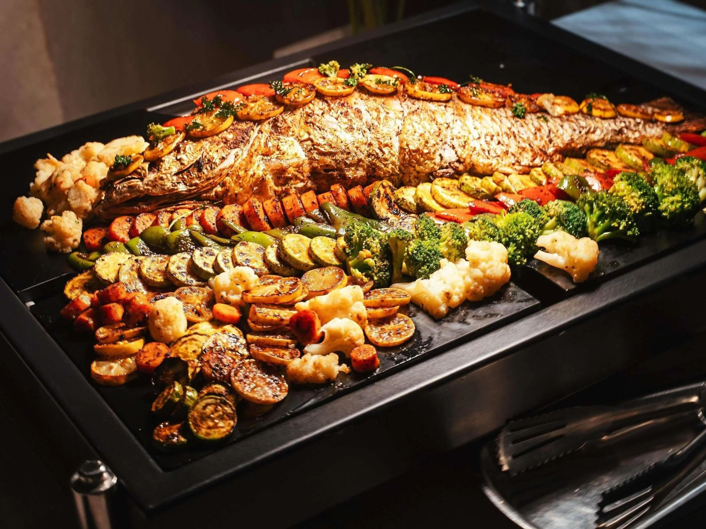 Restaurant/places to eat in Movenpick Hotel Centaurus Islamabad