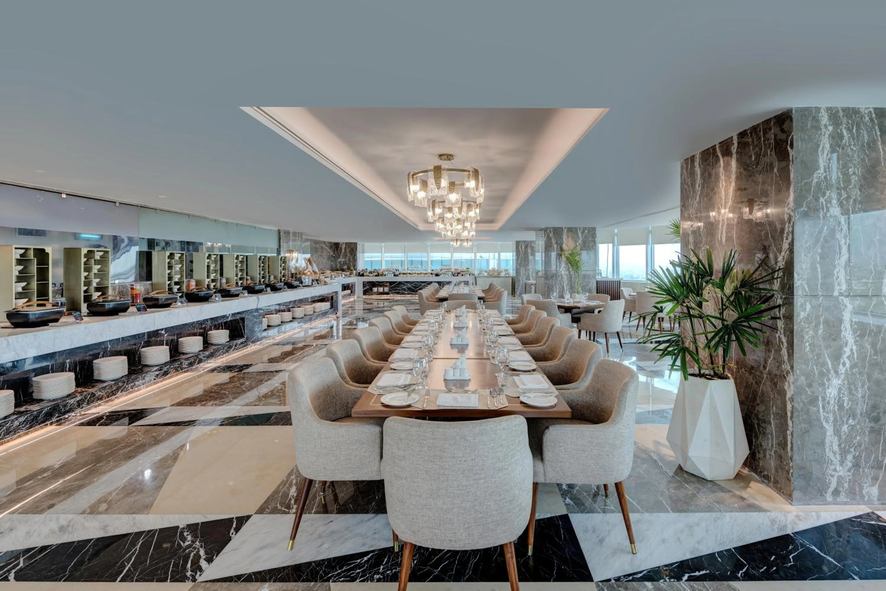 Restaurant/places to eat in Movenpick Hotel Centaurus Islamabad