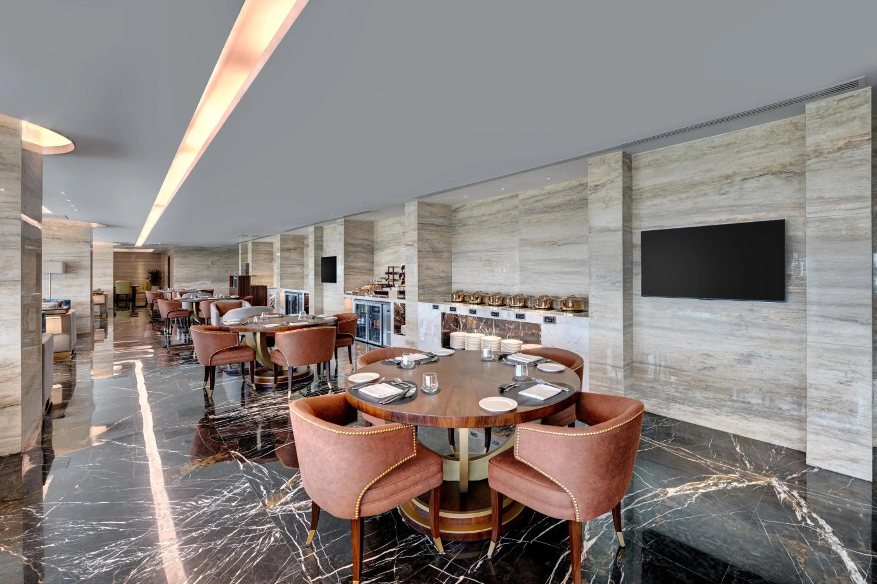 Restaurant/places to eat in Movenpick Hotel Centaurus Islamabad