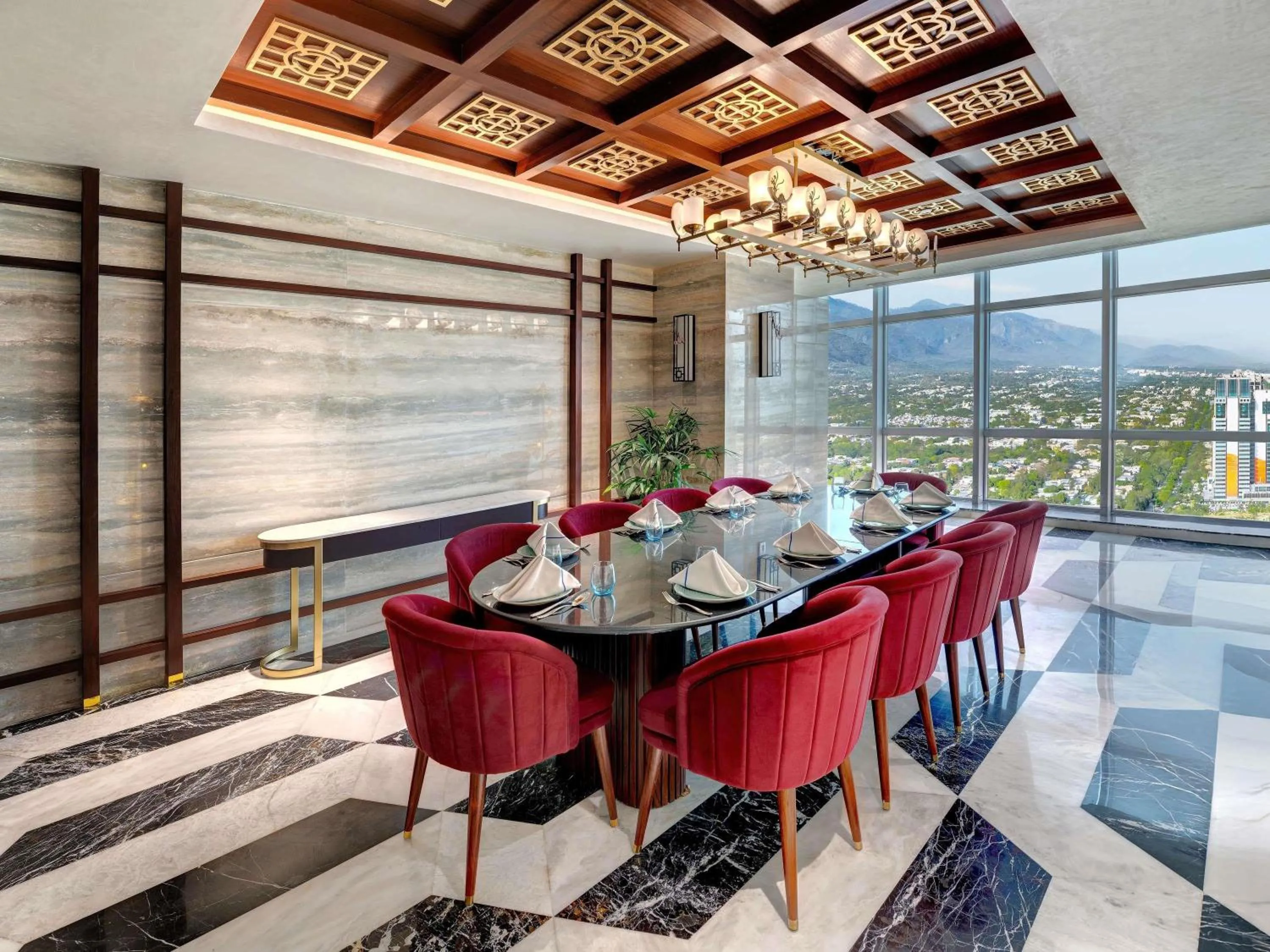 Restaurant/places to eat in Movenpick Hotel Centaurus Islamabad