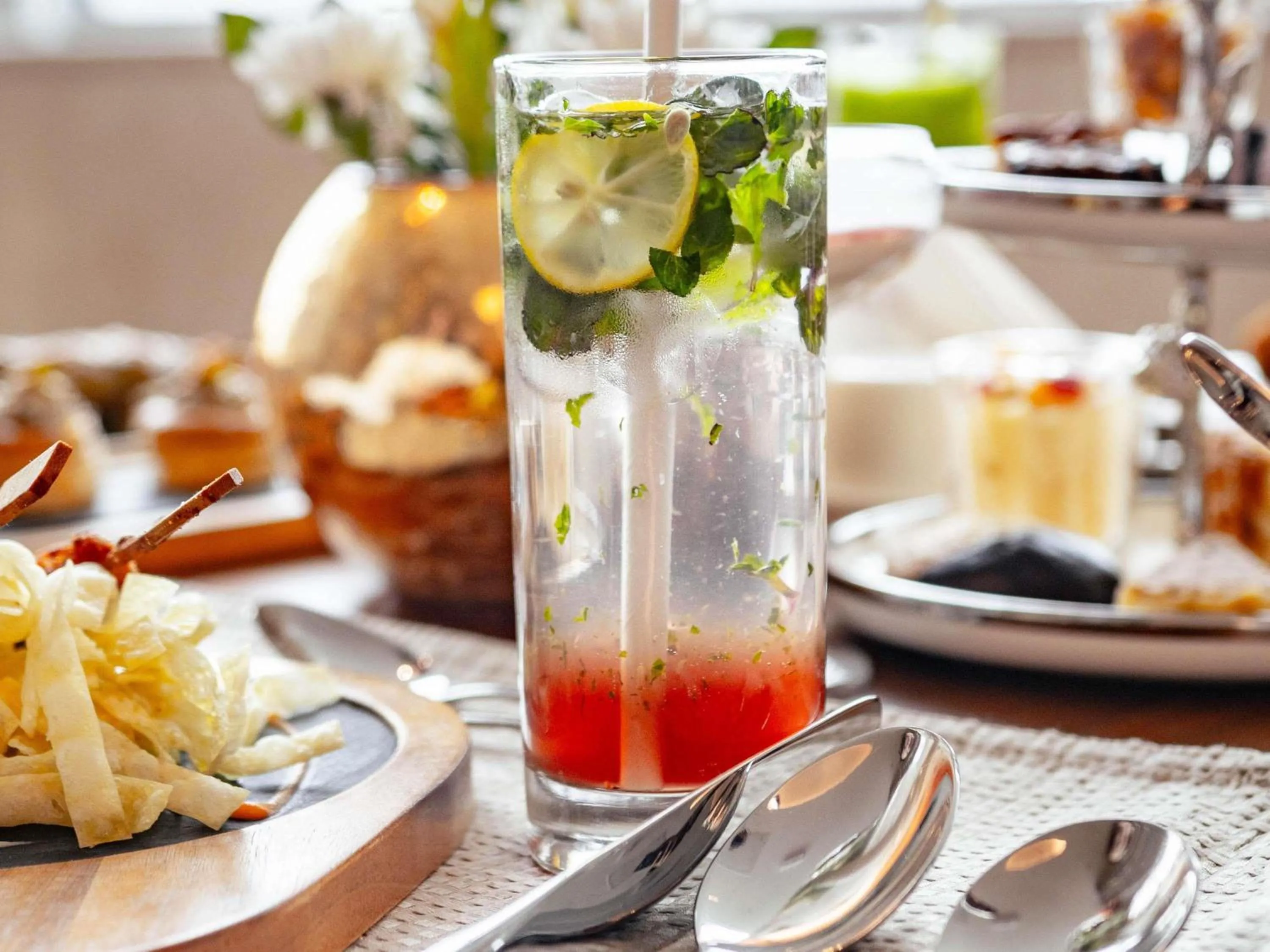 Restaurant/places to eat in Movenpick Hotel Centaurus Islamabad