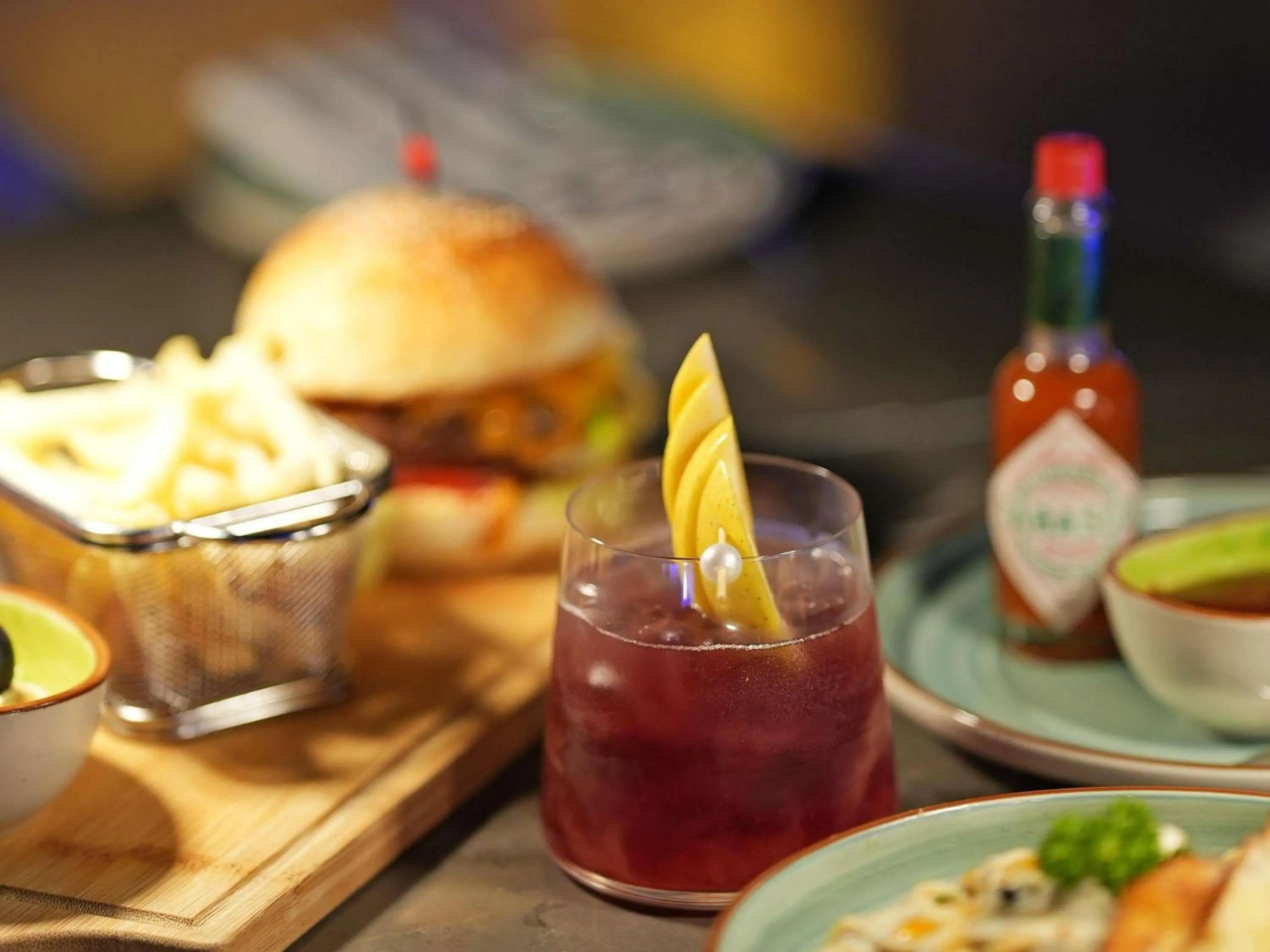 Restaurant/places to eat in Movenpick Hotel Centaurus Islamabad