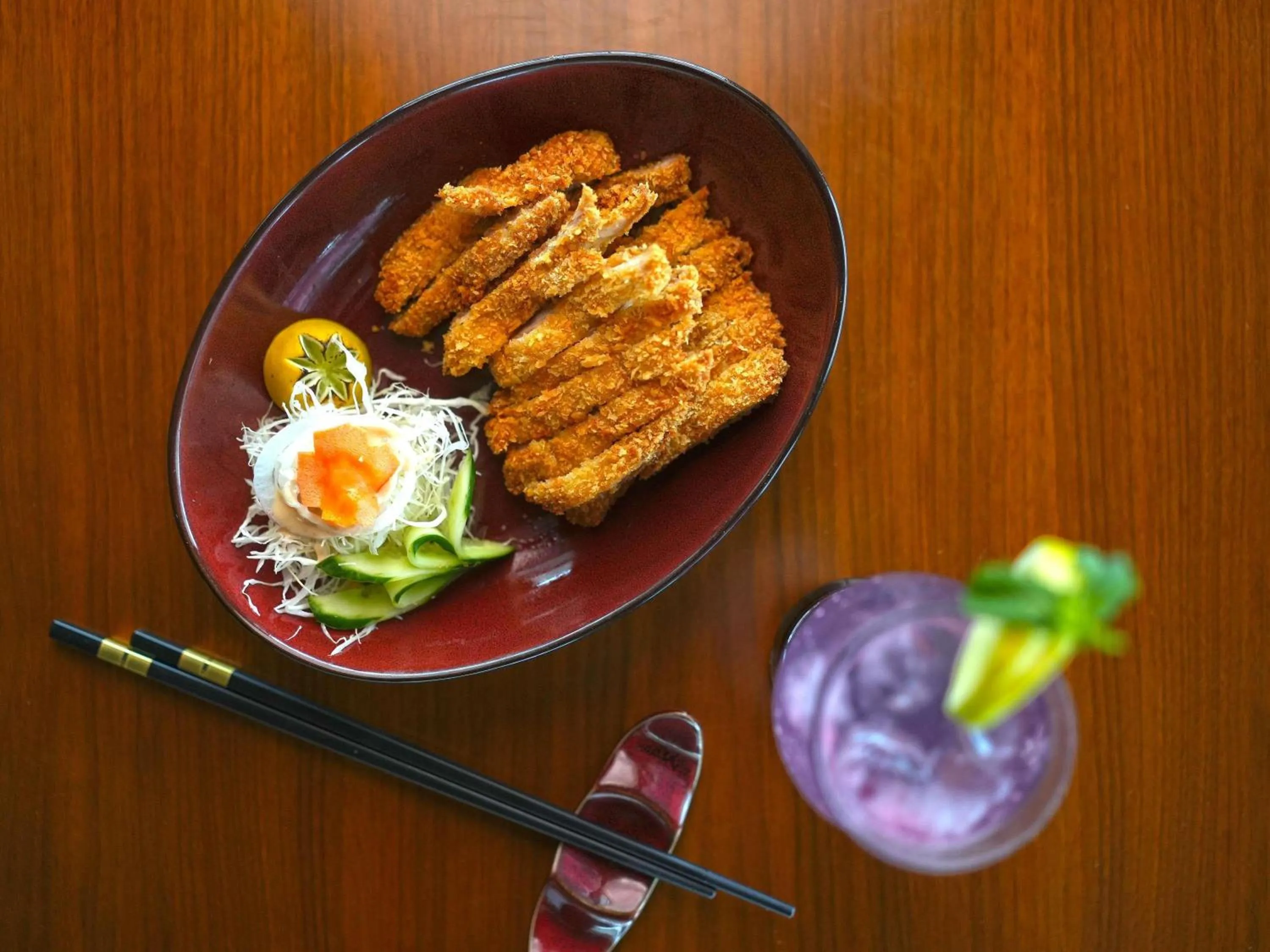 Restaurant/places to eat in Movenpick Hotel Centaurus Islamabad