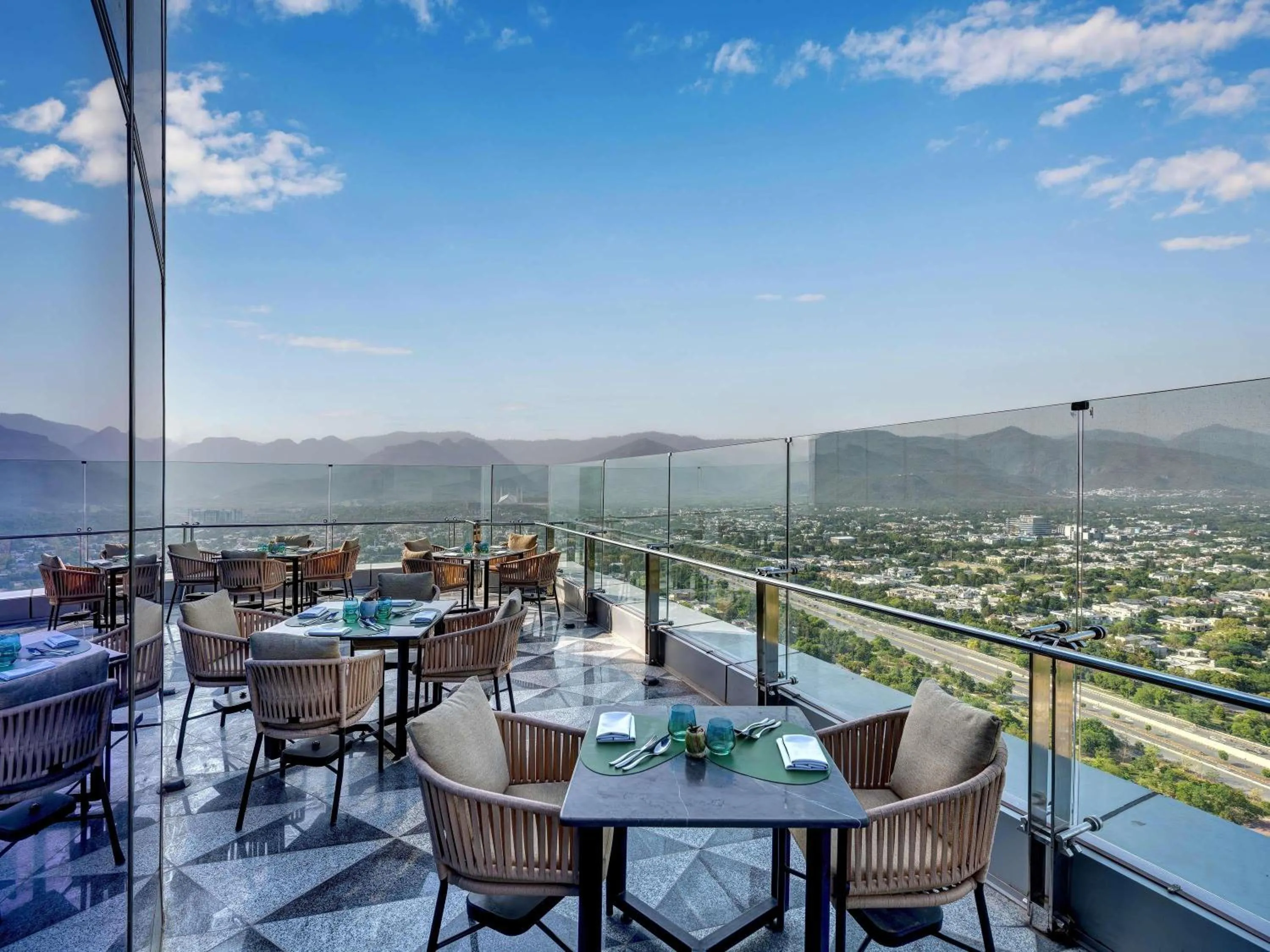 Restaurant/places to eat in Movenpick Hotel Centaurus Islamabad