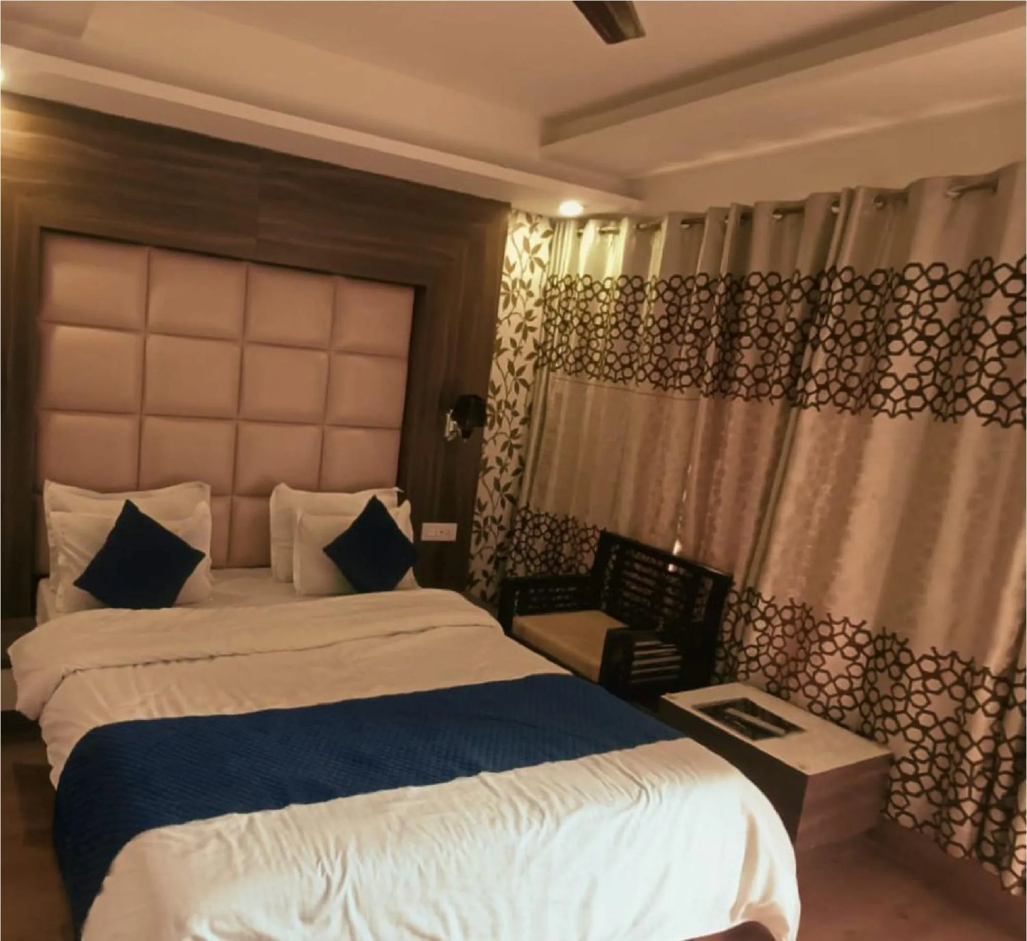 Bedroom in Hotel Wild Rose - Dalhousie