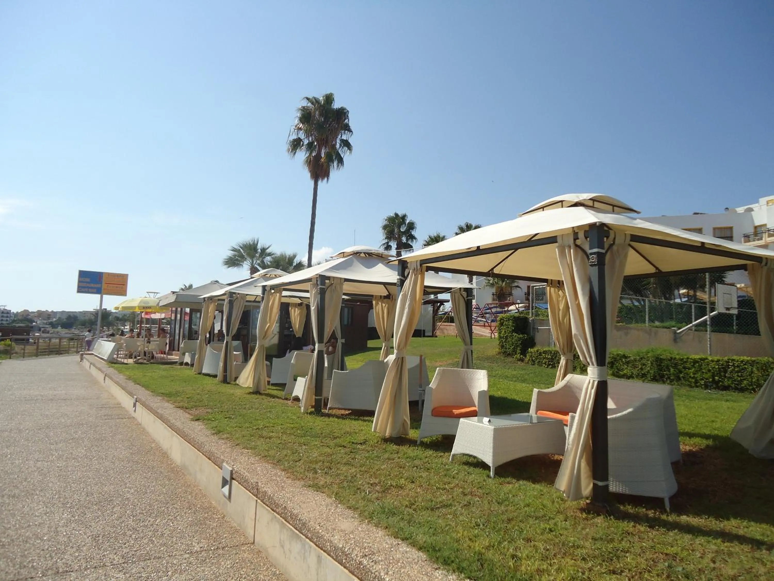 Patio in Evalena Beach Hotel