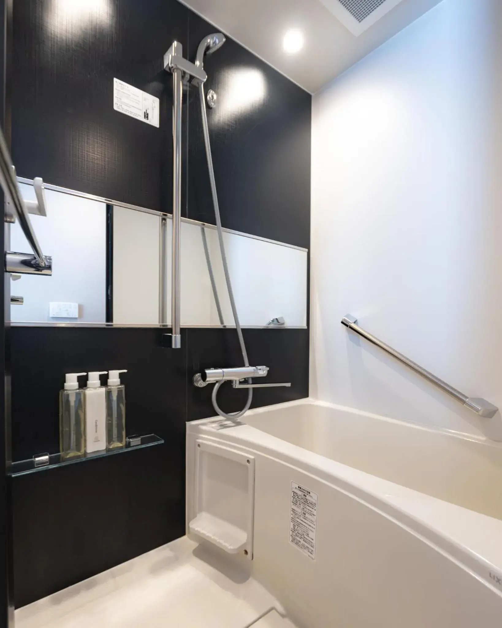 Double Room - single occupancy in THE BASEMENT HOTEL OsakaHonmachi Double Room - single occupancy in THE BASEMENT HOTEL OsakaHonmachi