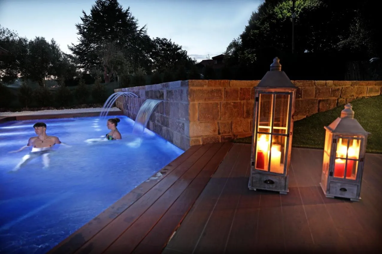 Swimming pool in Hotel Spa San Marcos