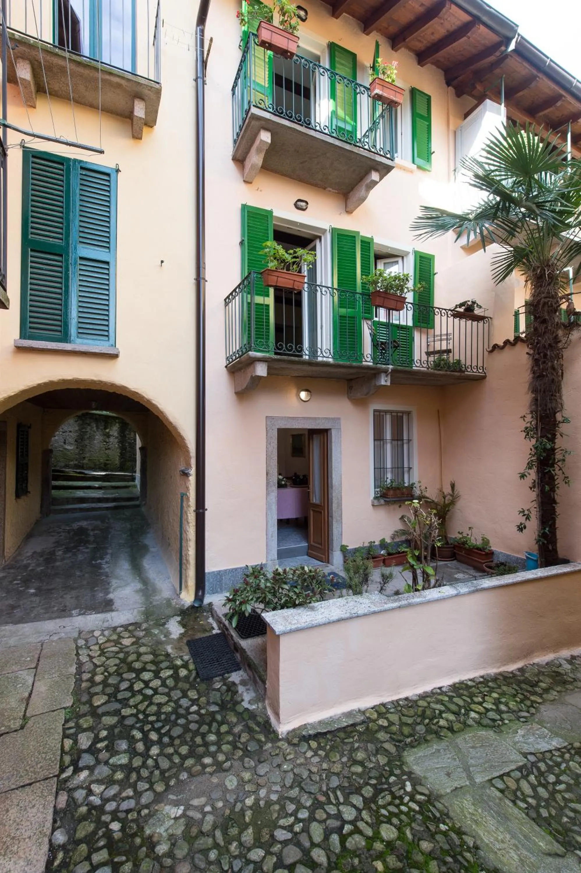 Property building in B&B Casa del Lago