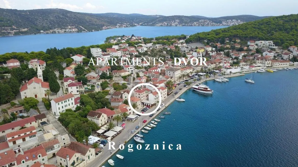 Apartments Dvor