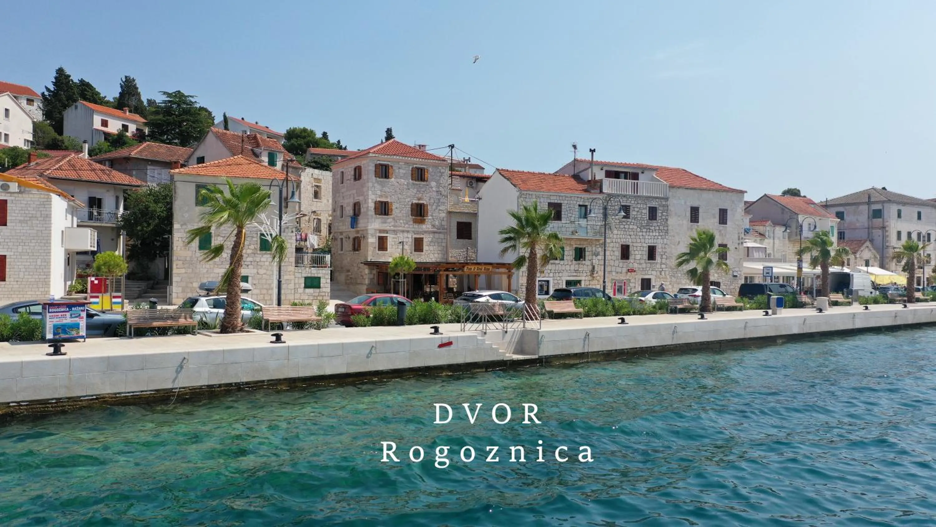 Apartments Dvor