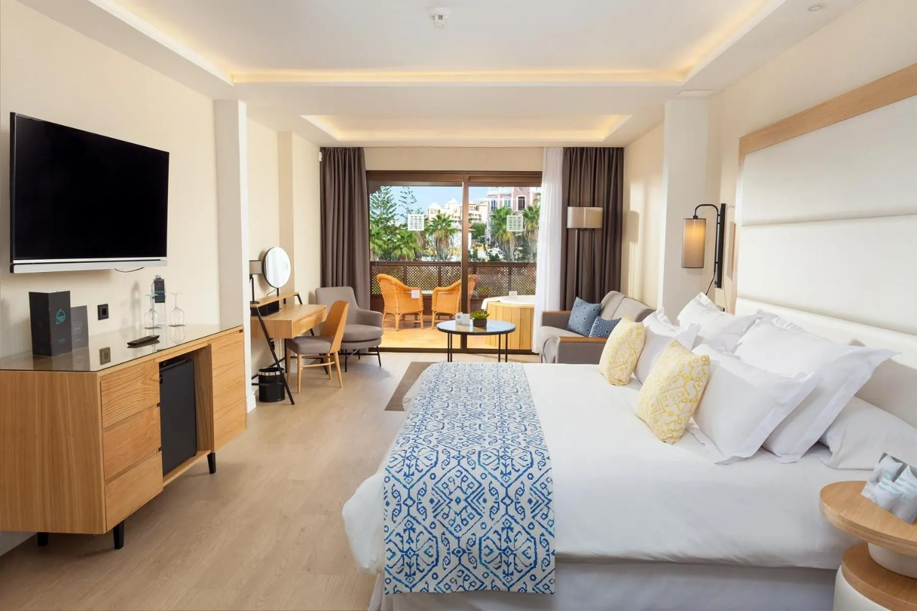 Bed in Gran Tacande Wellness & Relax Costa Adeje