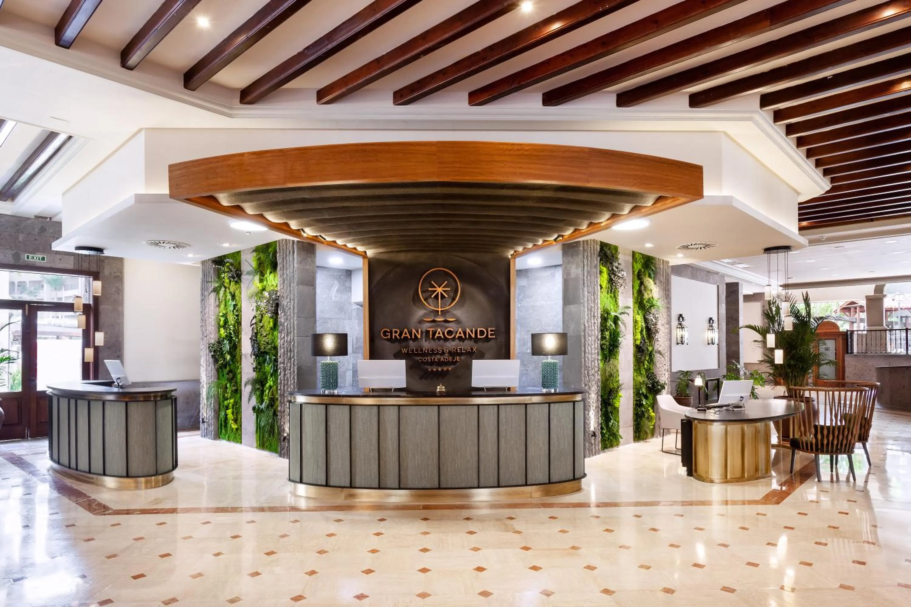 Lounge or bar in Gran Tacande Wellness & Relax Costa Adeje