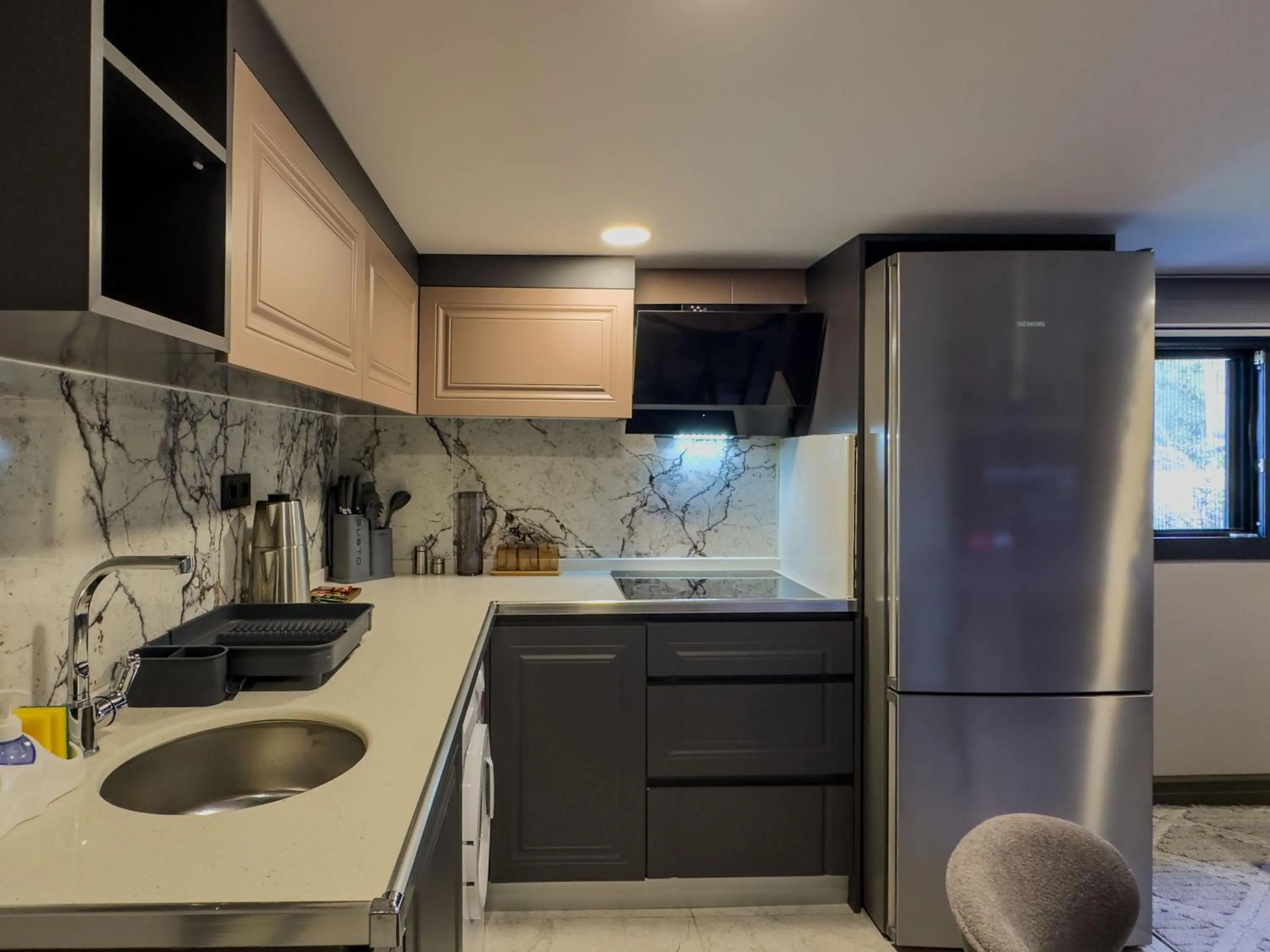 Kitchen or kitchenette in Belek 07 Luxury Suites Only For Family