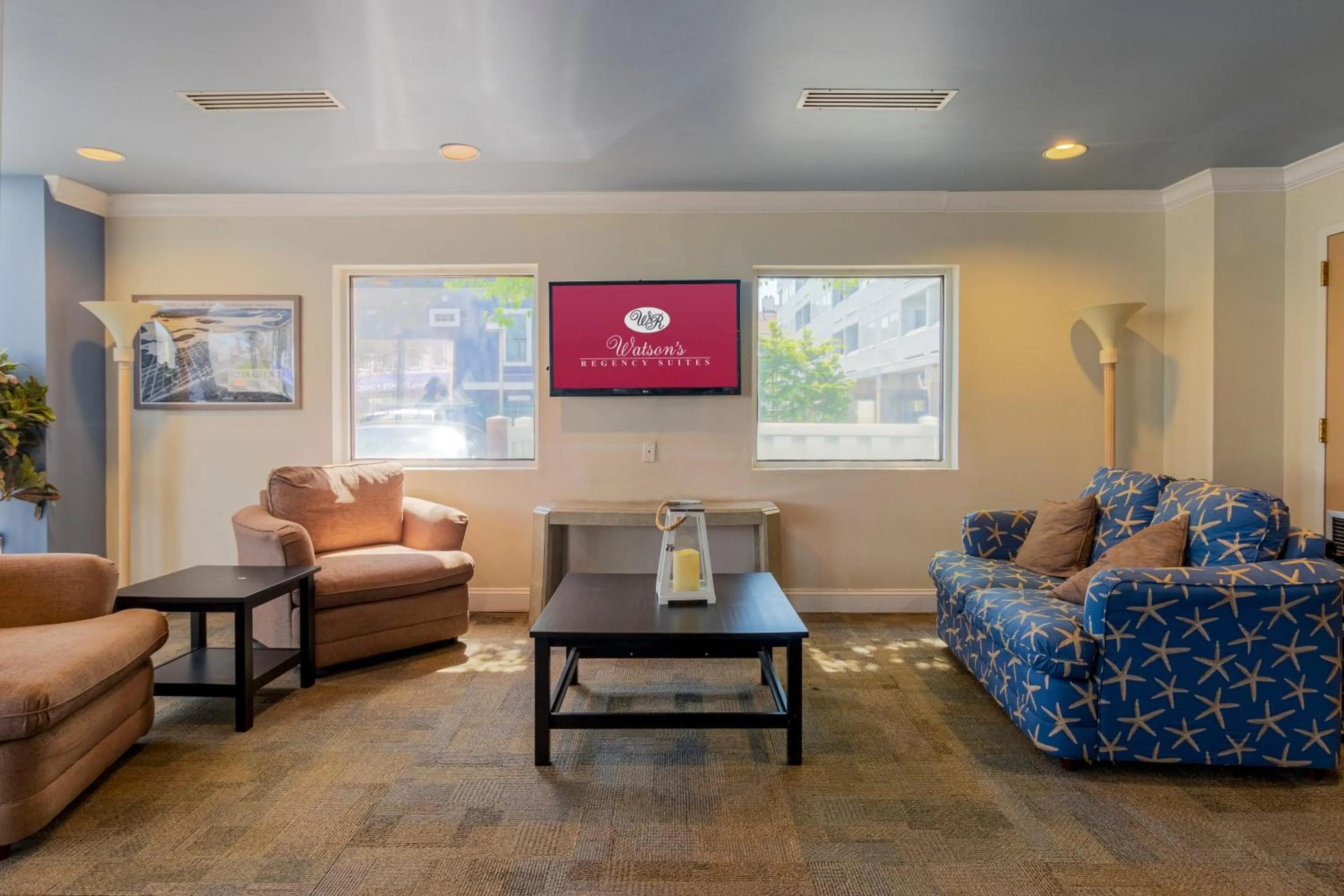 Lobby or reception in Watson's Regency Suites