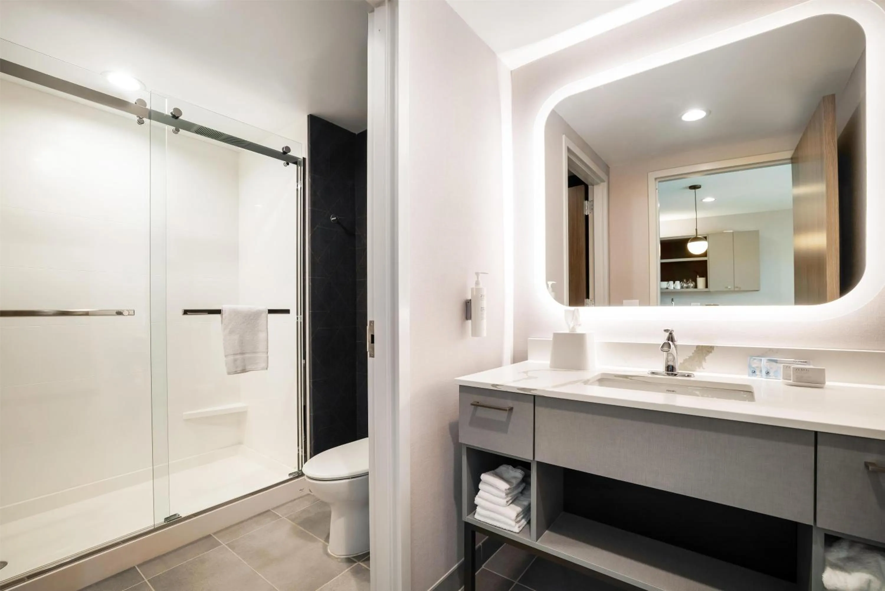 Bathroom in Homewood Suites By Hilton Madison Huntsville