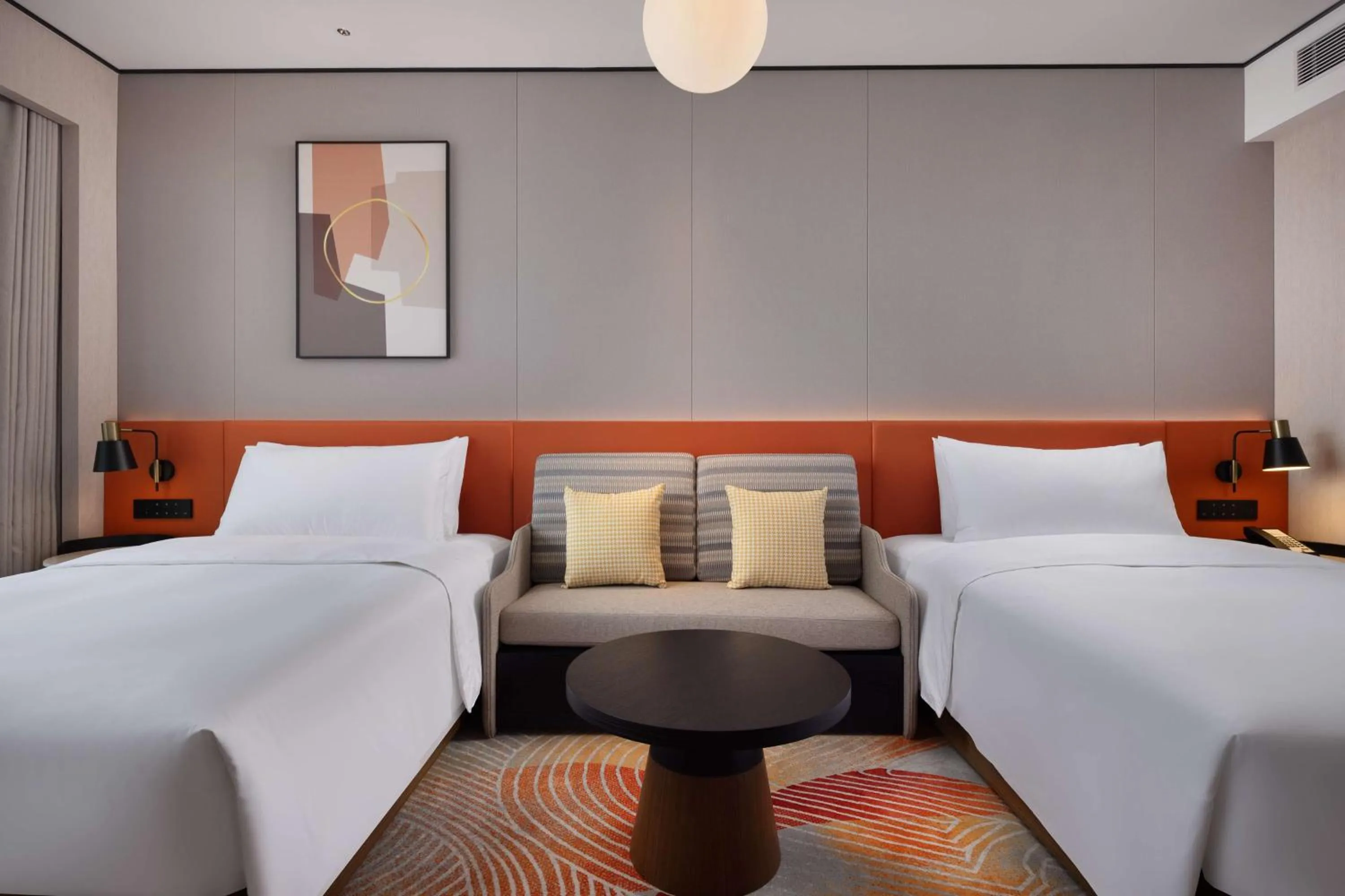 Living room, Bed in Hilton Garden Inn Shanwei Haibin Boulevard