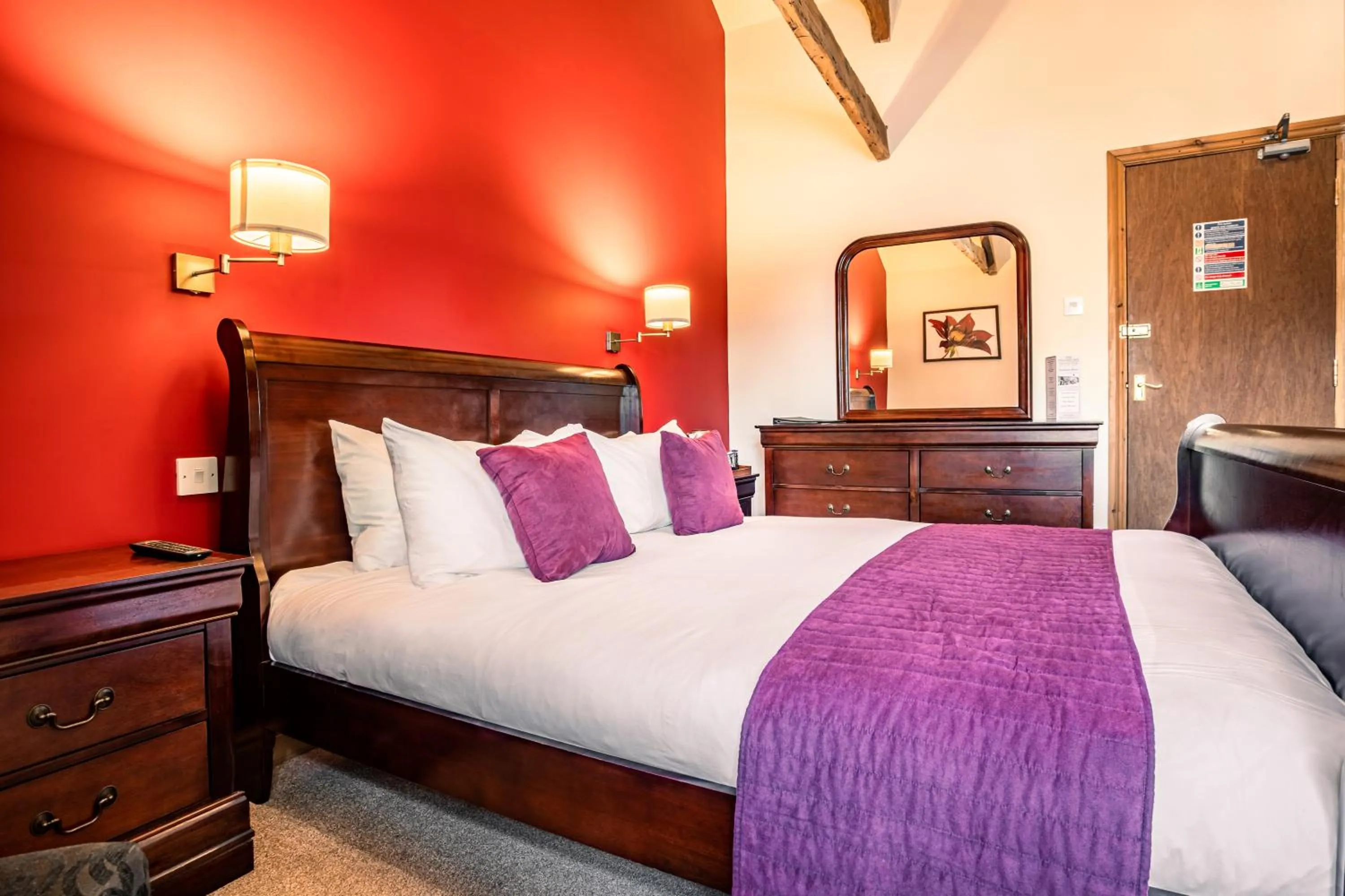 Bed in The Village Inn