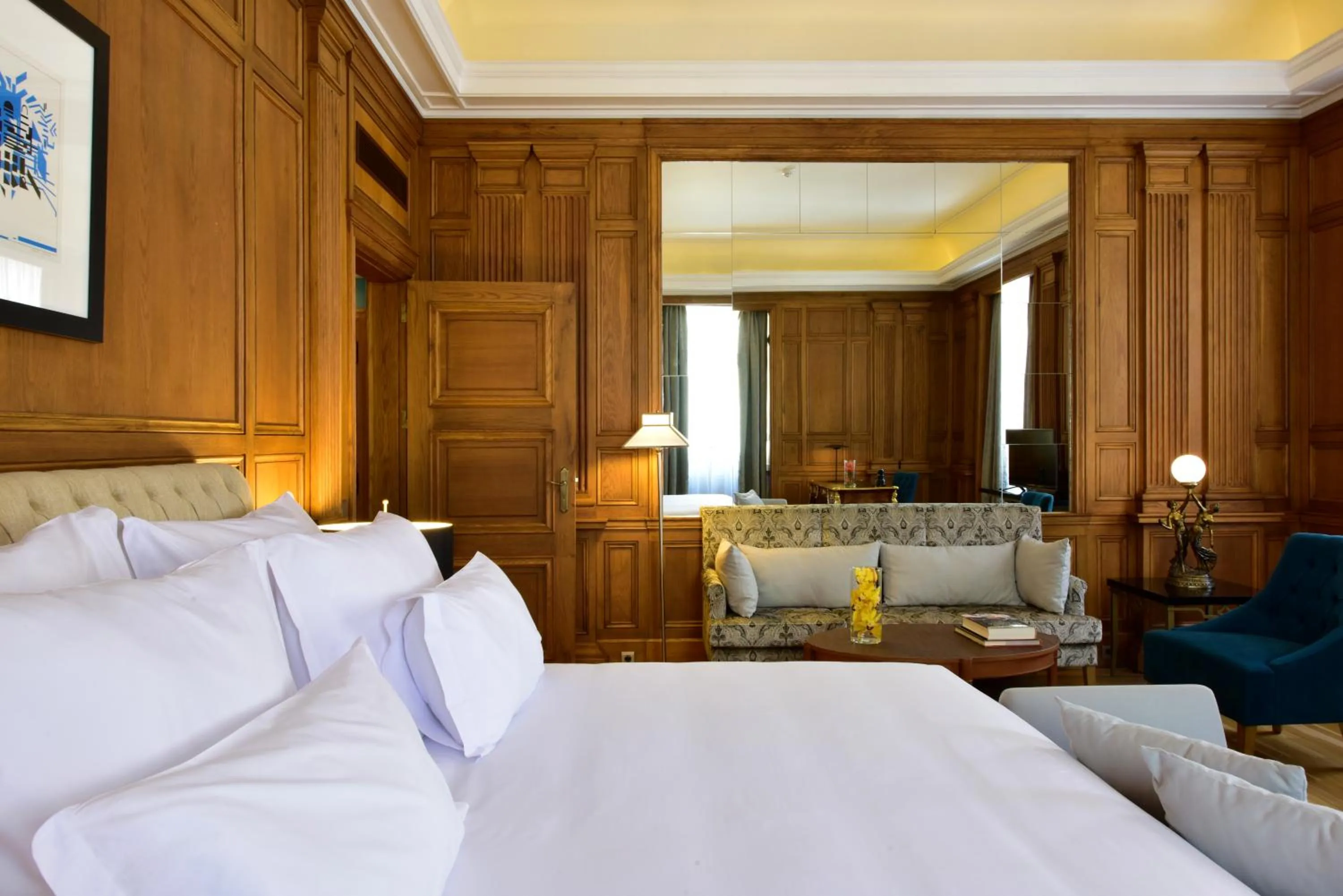 Bed in Pousada de Lisboa - Small Luxury Hotels Of The World
