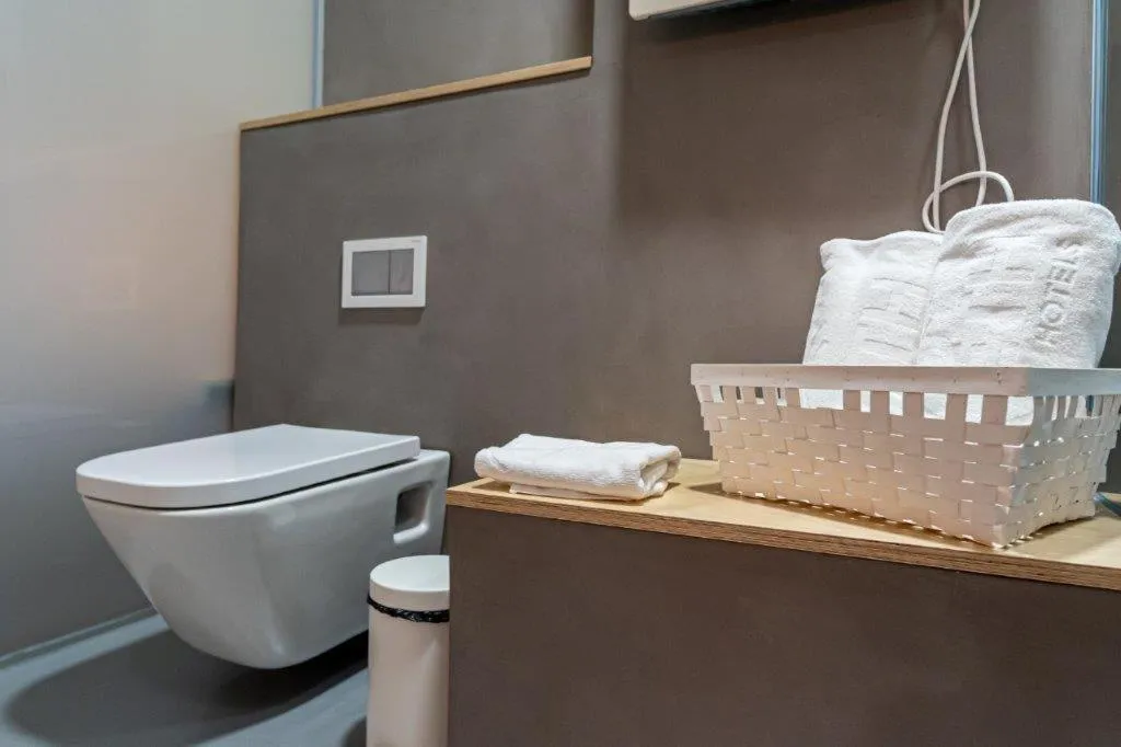 Bathroom in ETH Irún