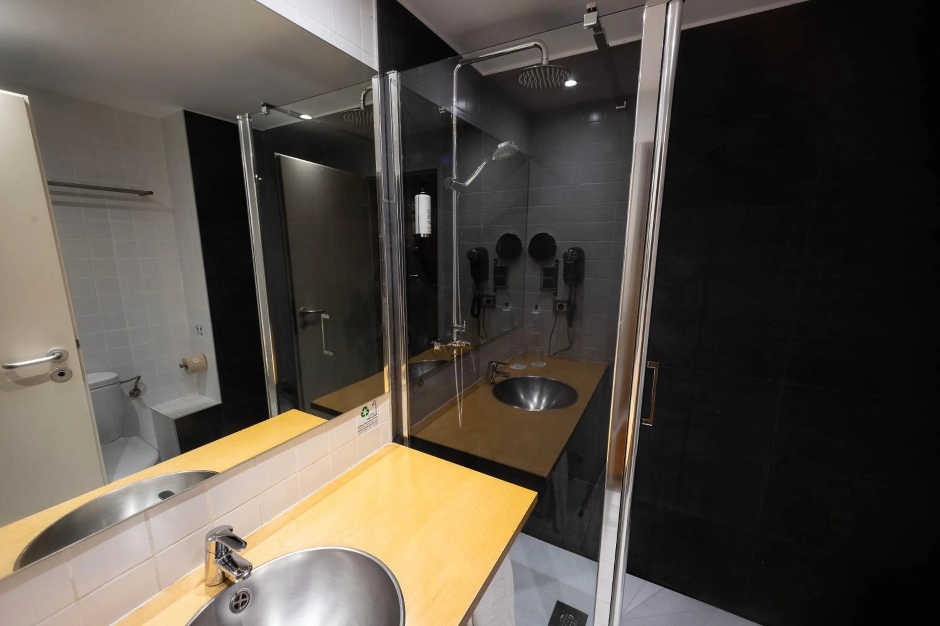 Bathroom in ETH Irún