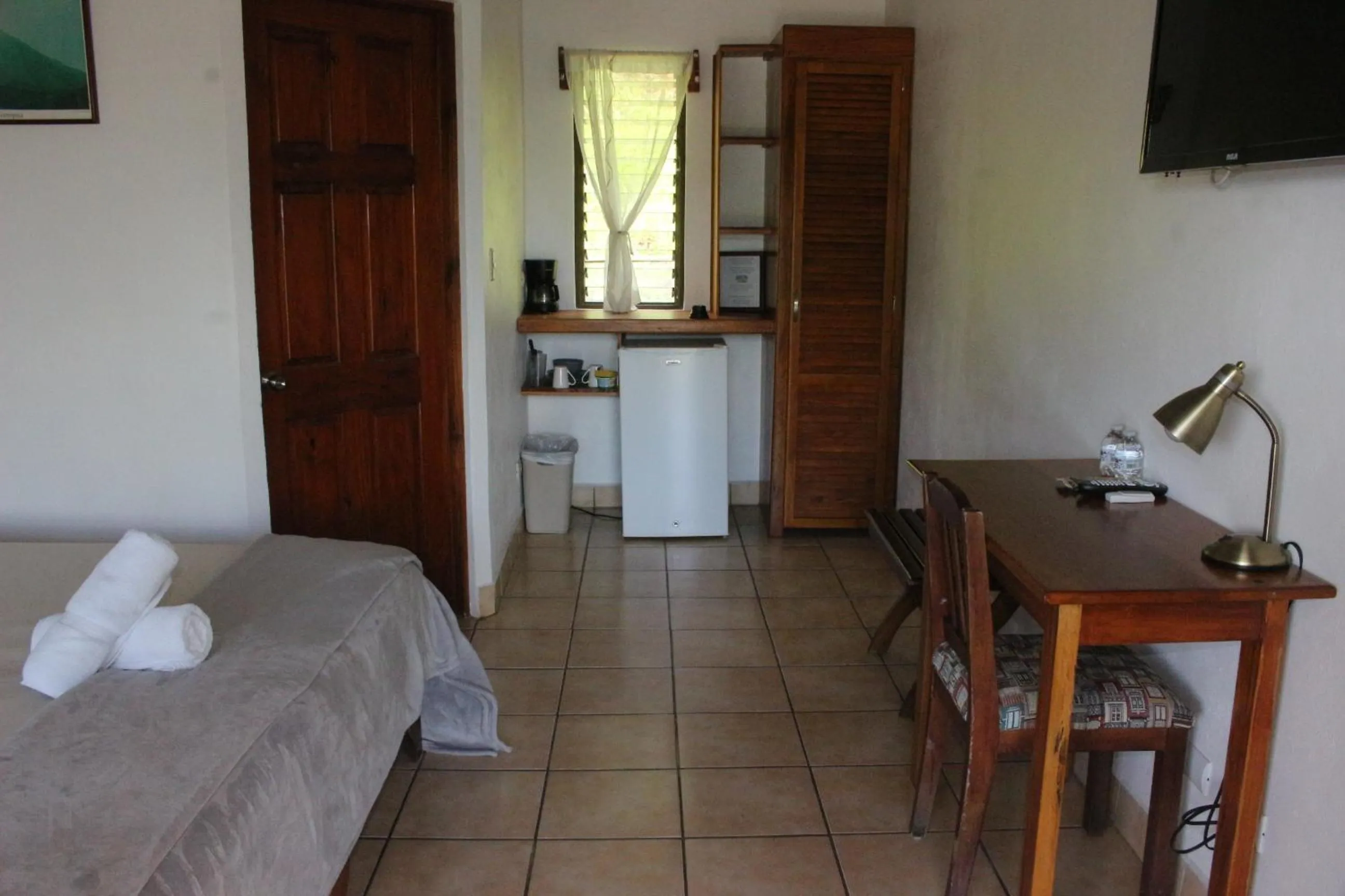 TV and multimedia, Bed in Hotel Colinas del Sol