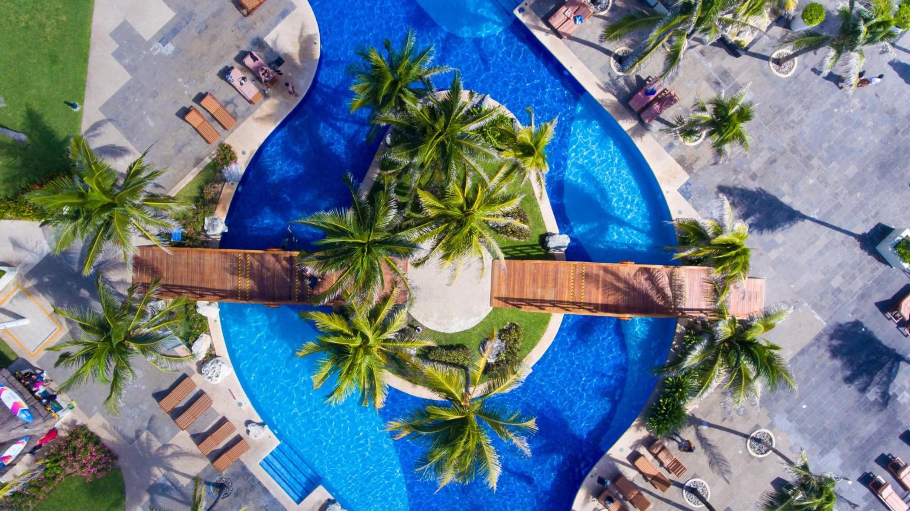 Property building in The Pyramid Cancun by Oasis - All Inclusive