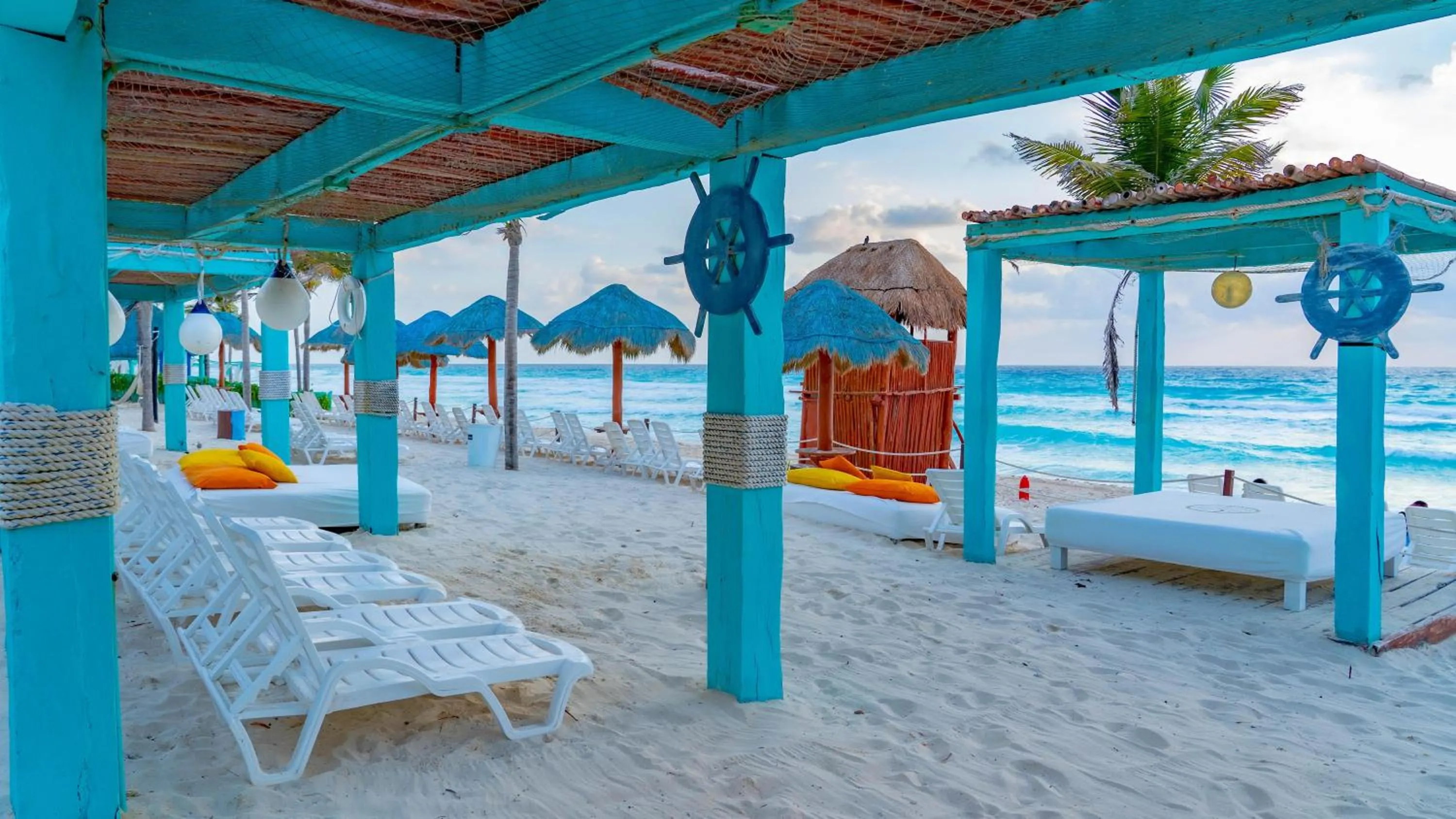 Beach in The Pyramid Cancun by Oasis - All Inclusive