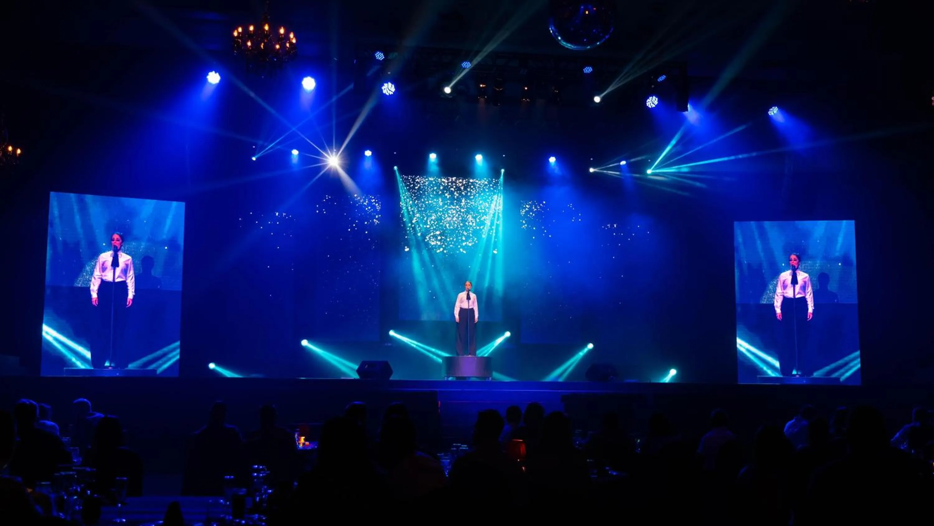 Nightclub / DJ in The Pyramid Cancun by Oasis - All Inclusive